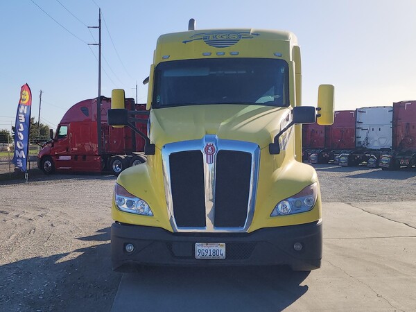 KENWORTH T680 2024
