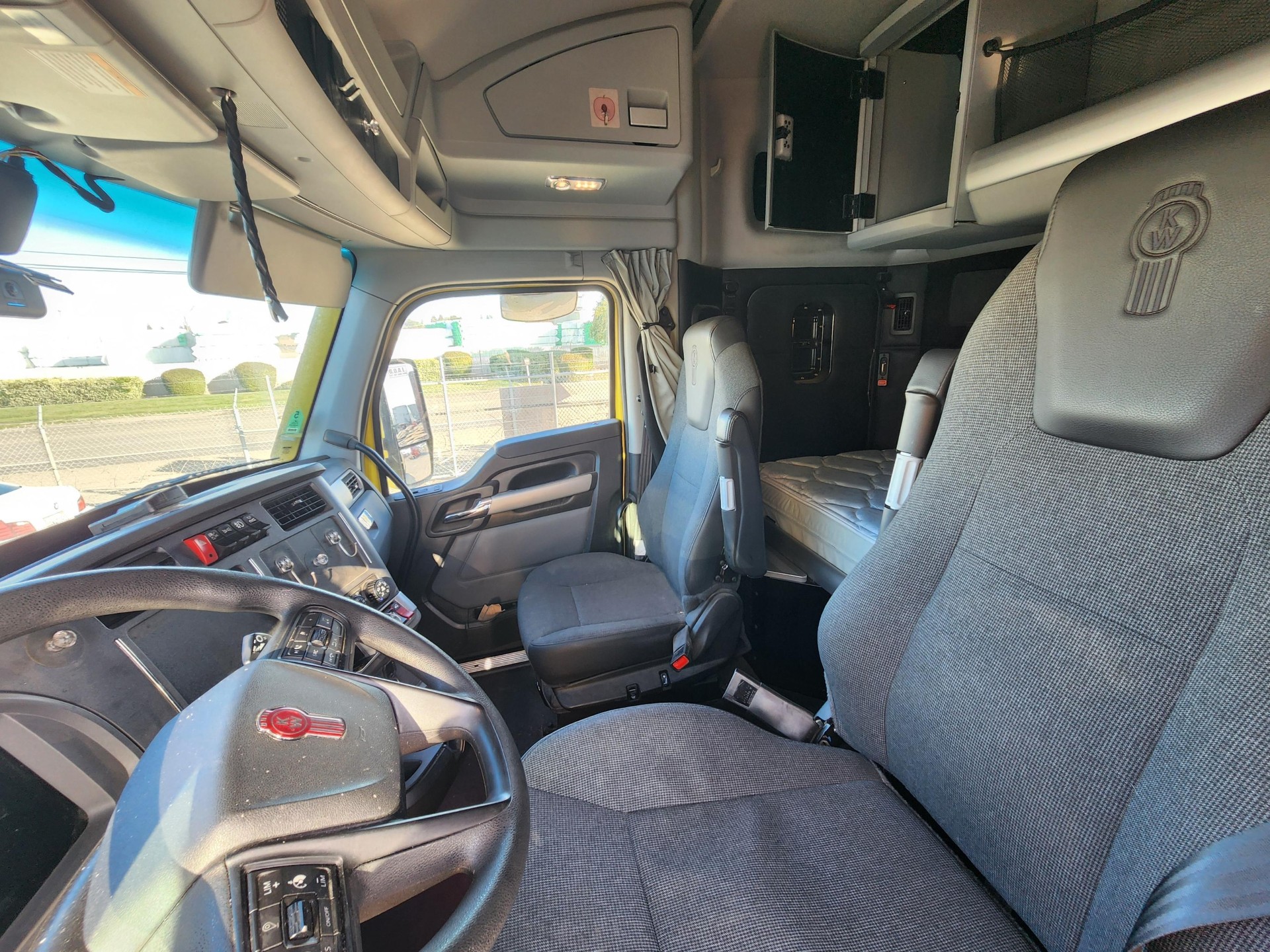 2024 KENWORTH T680 - image 15