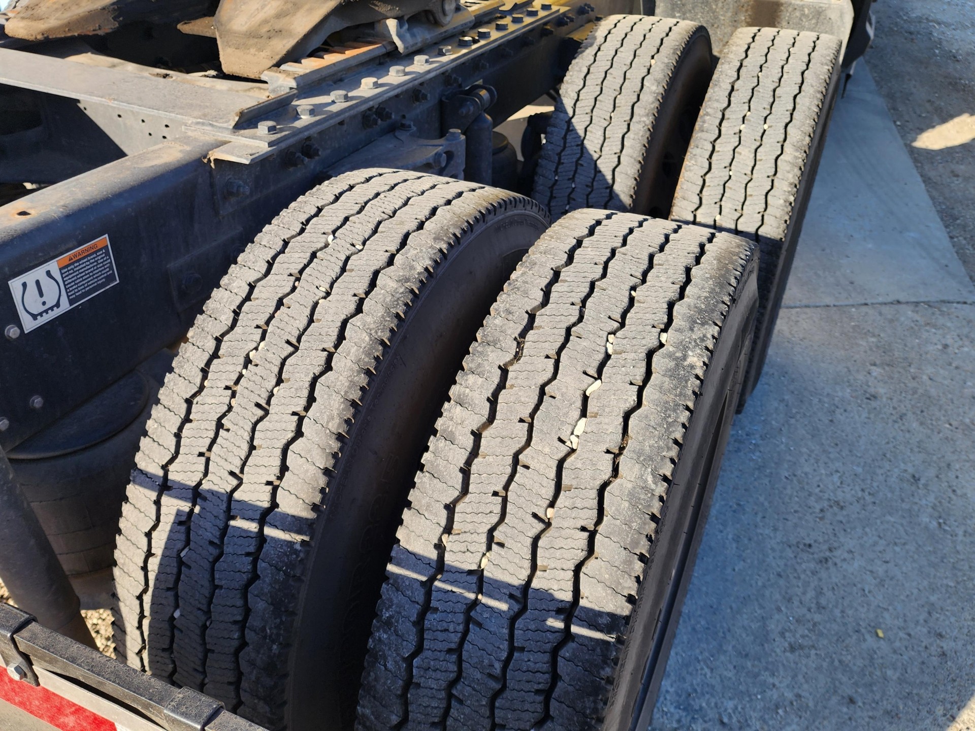 2024 KENWORTH T680 - image 16