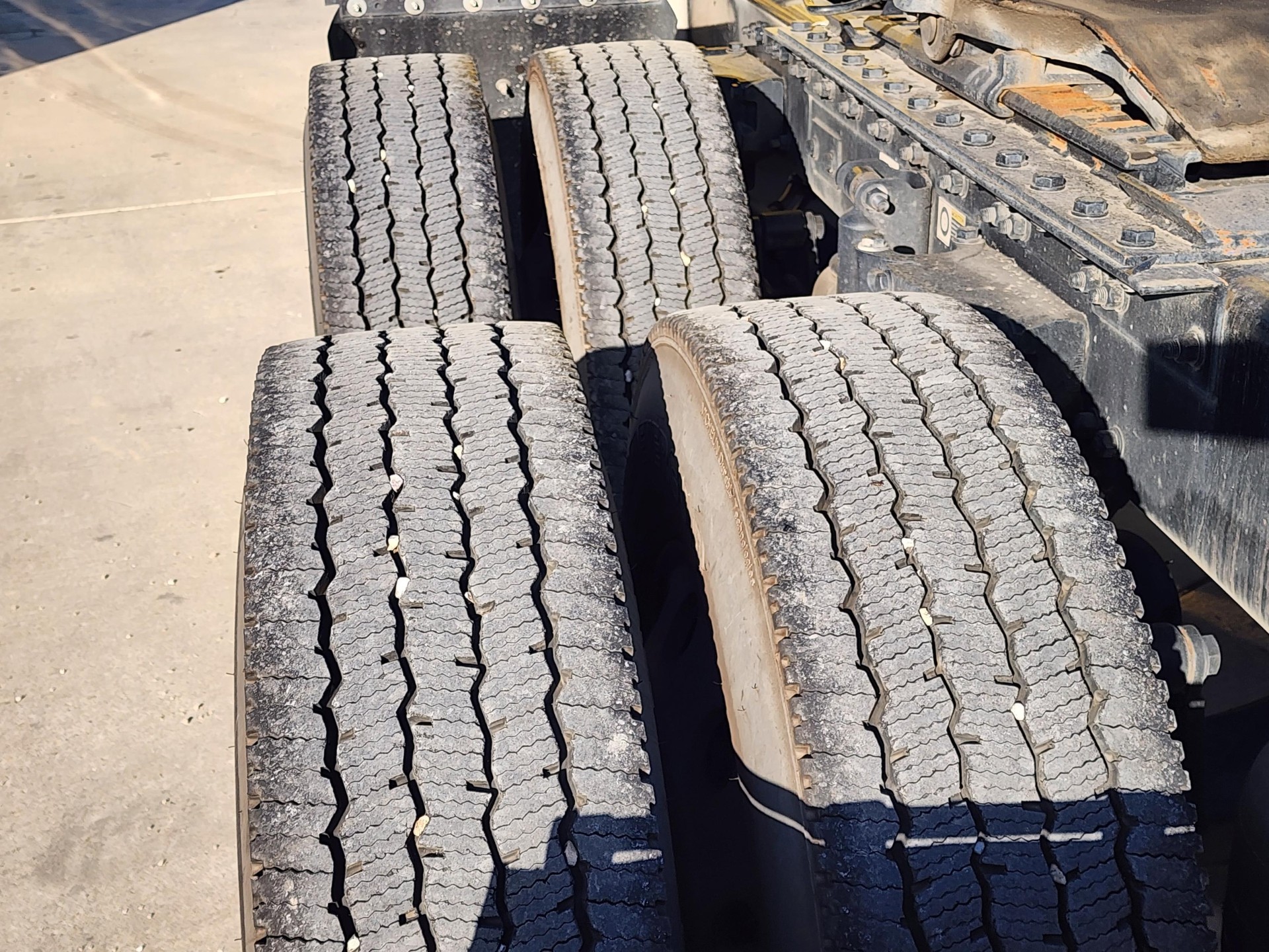 2024 KENWORTH T680 - image 18