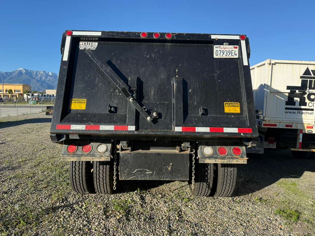 2019 FREIGHTLINER 114SD - image 8