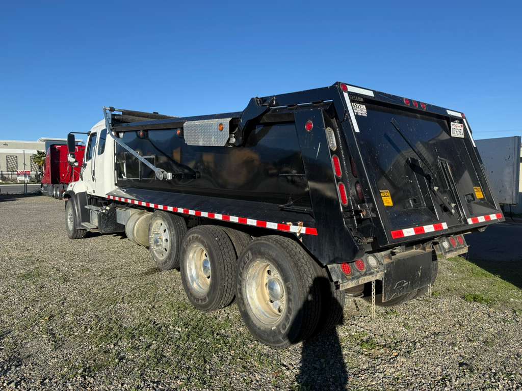 2019 FREIGHTLINER 114SD - image 10
