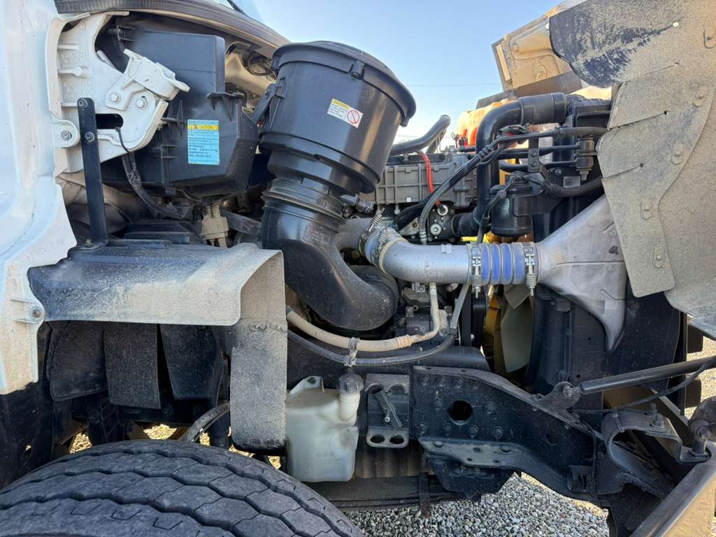 2019 FREIGHTLINER 114SD - image 20