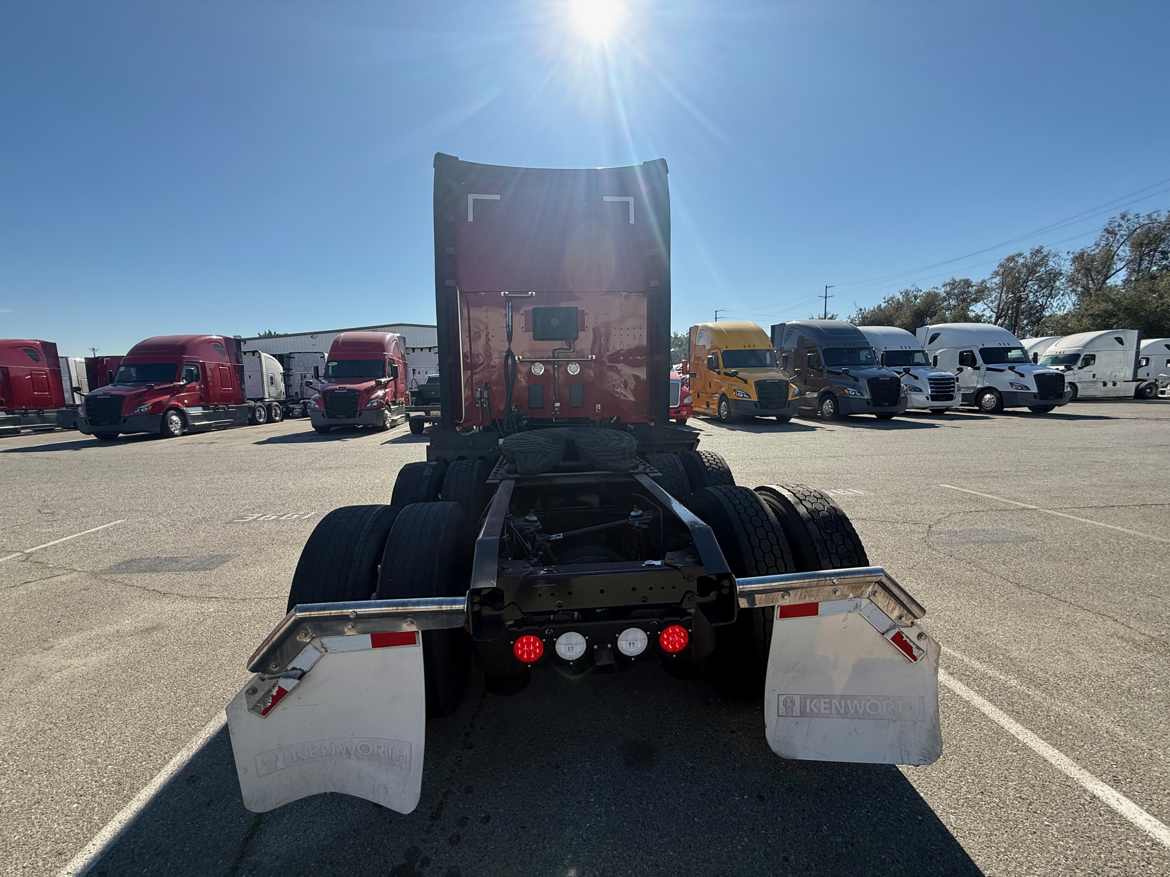 2020 KENWORTH T680 - image 3