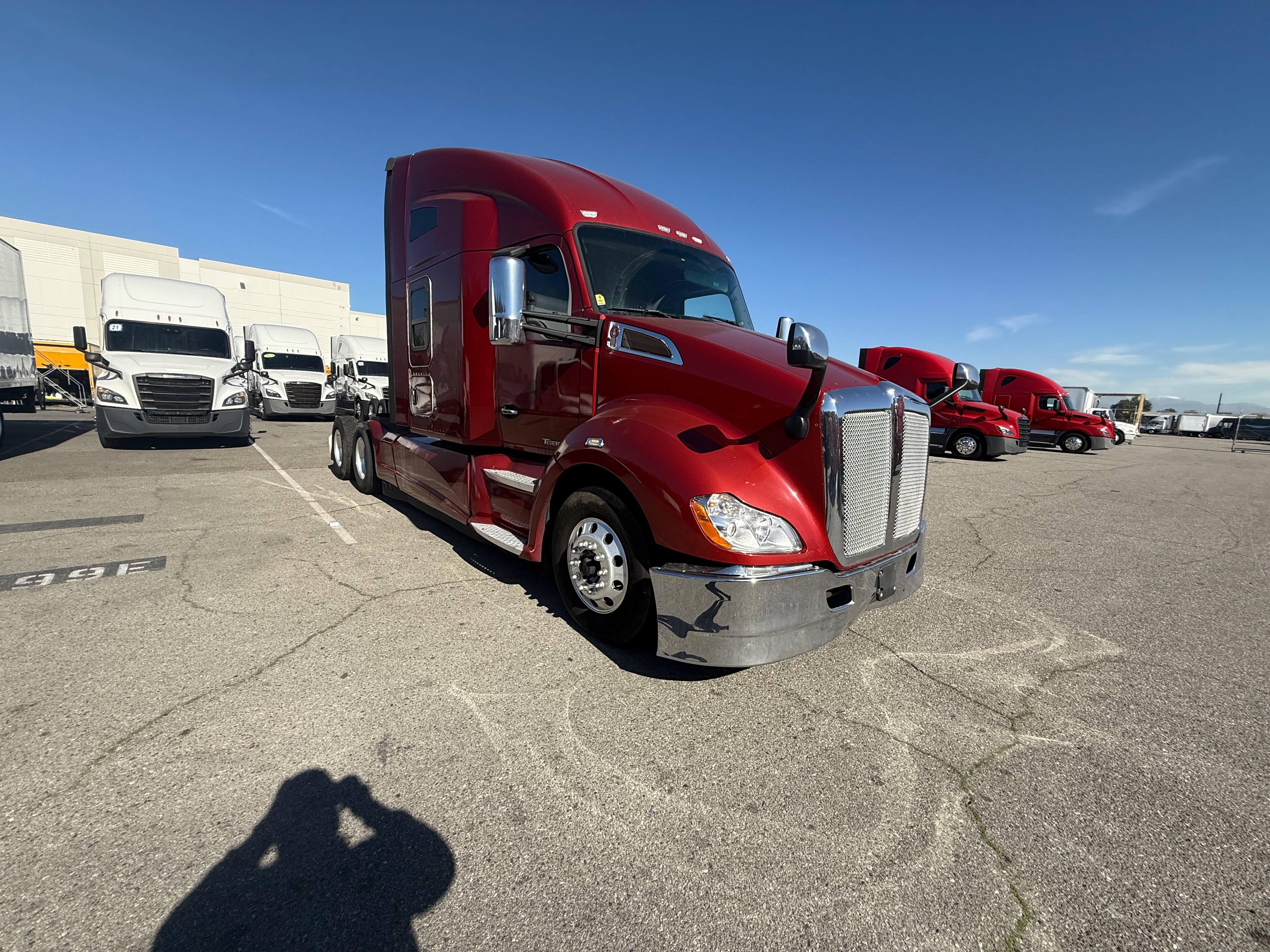 2020 KENWORTH T680 - image 7
