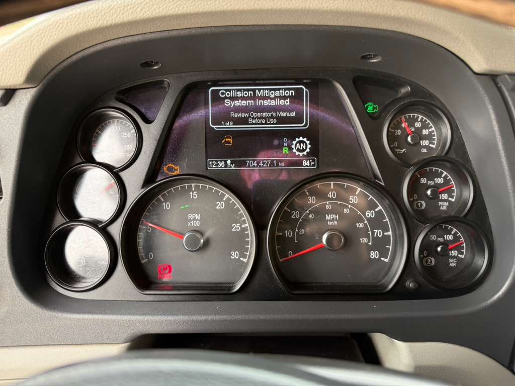 2019 PETERBILT 579 - image 12