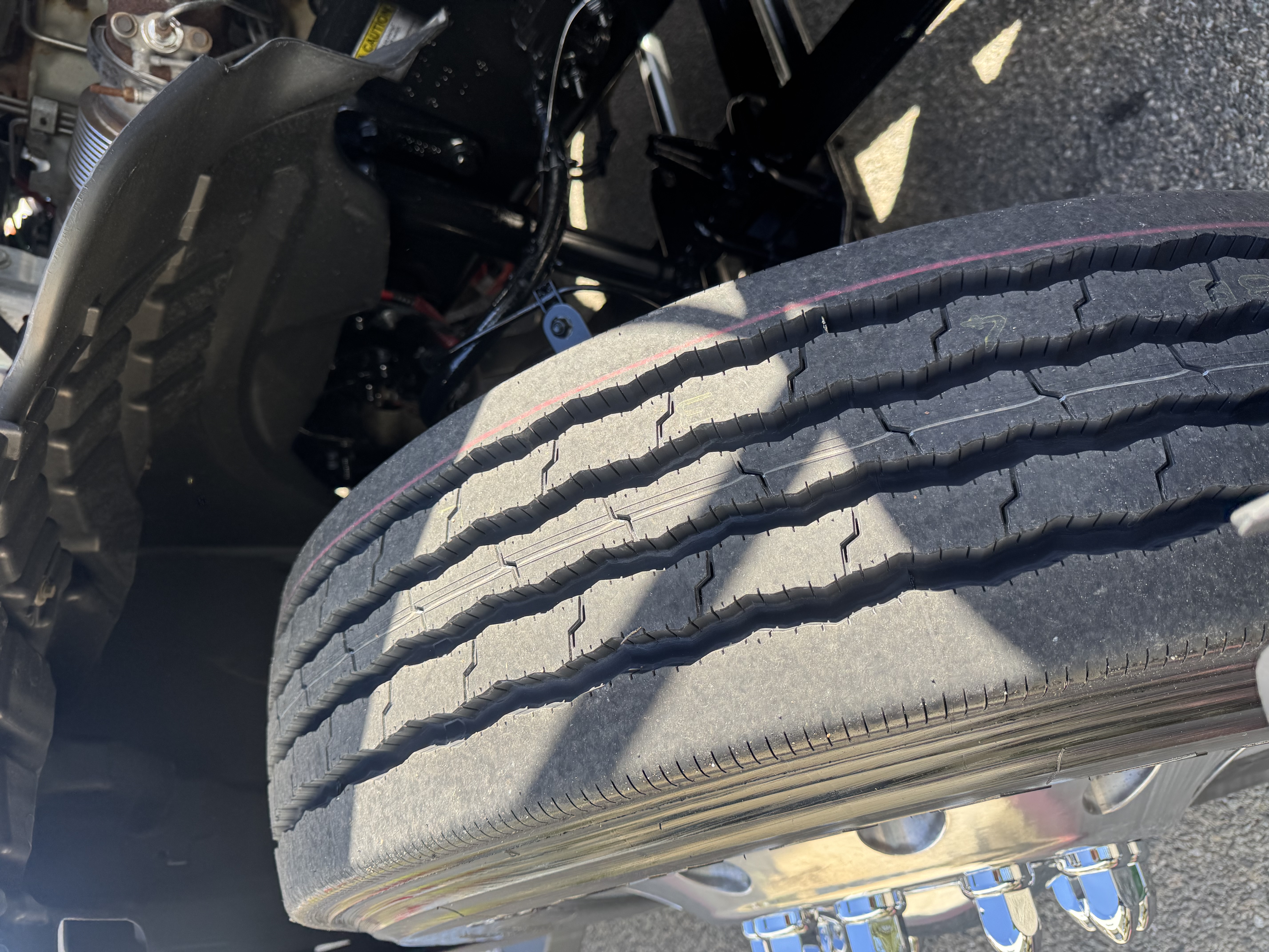 2024 FREIGHTLINER CASCADIA 126DC - image 12