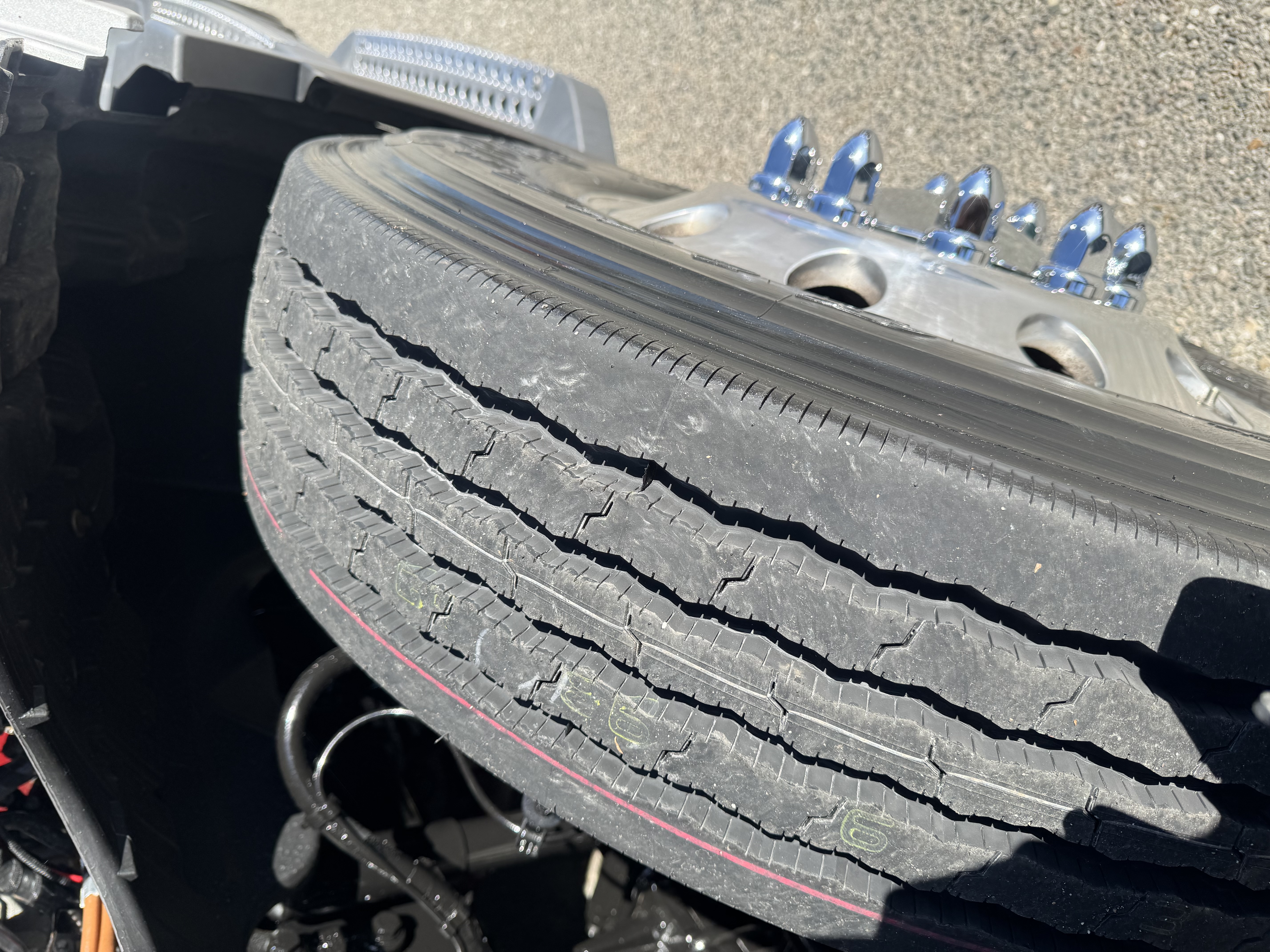 2024 FREIGHTLINER CASCADIA 126DC - image 13