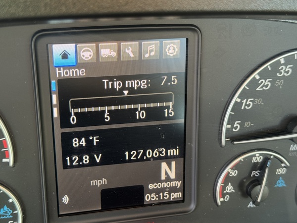 FREIGHTLINER CASCADIA 126DC 2024