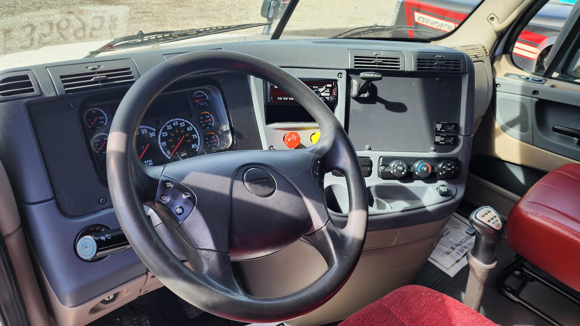 2018 FREIGHTLINER CASCADIA 125SLP - image 13