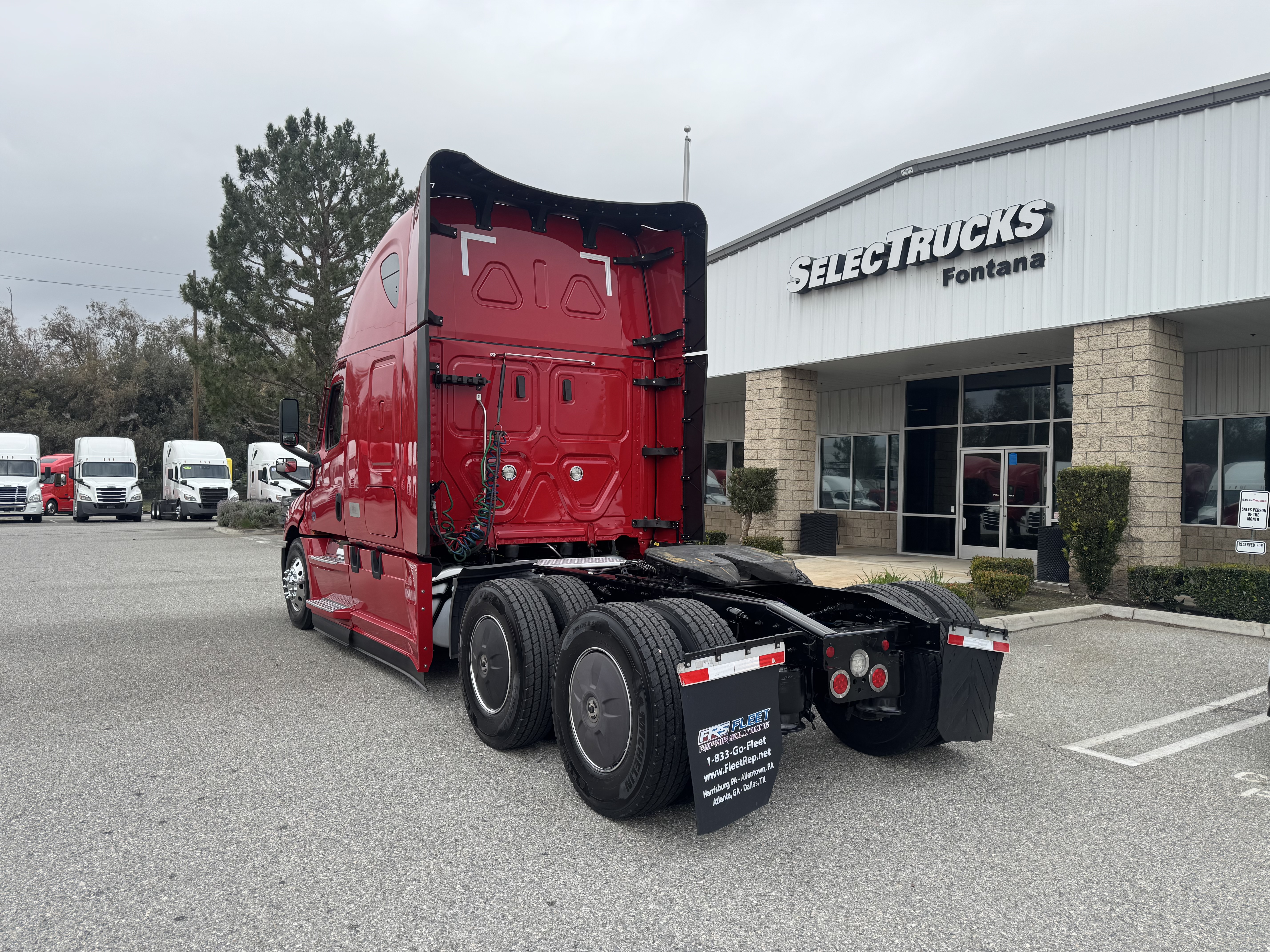 2022 FREIGHTLINER CASCADIA 126SLP - image 4
