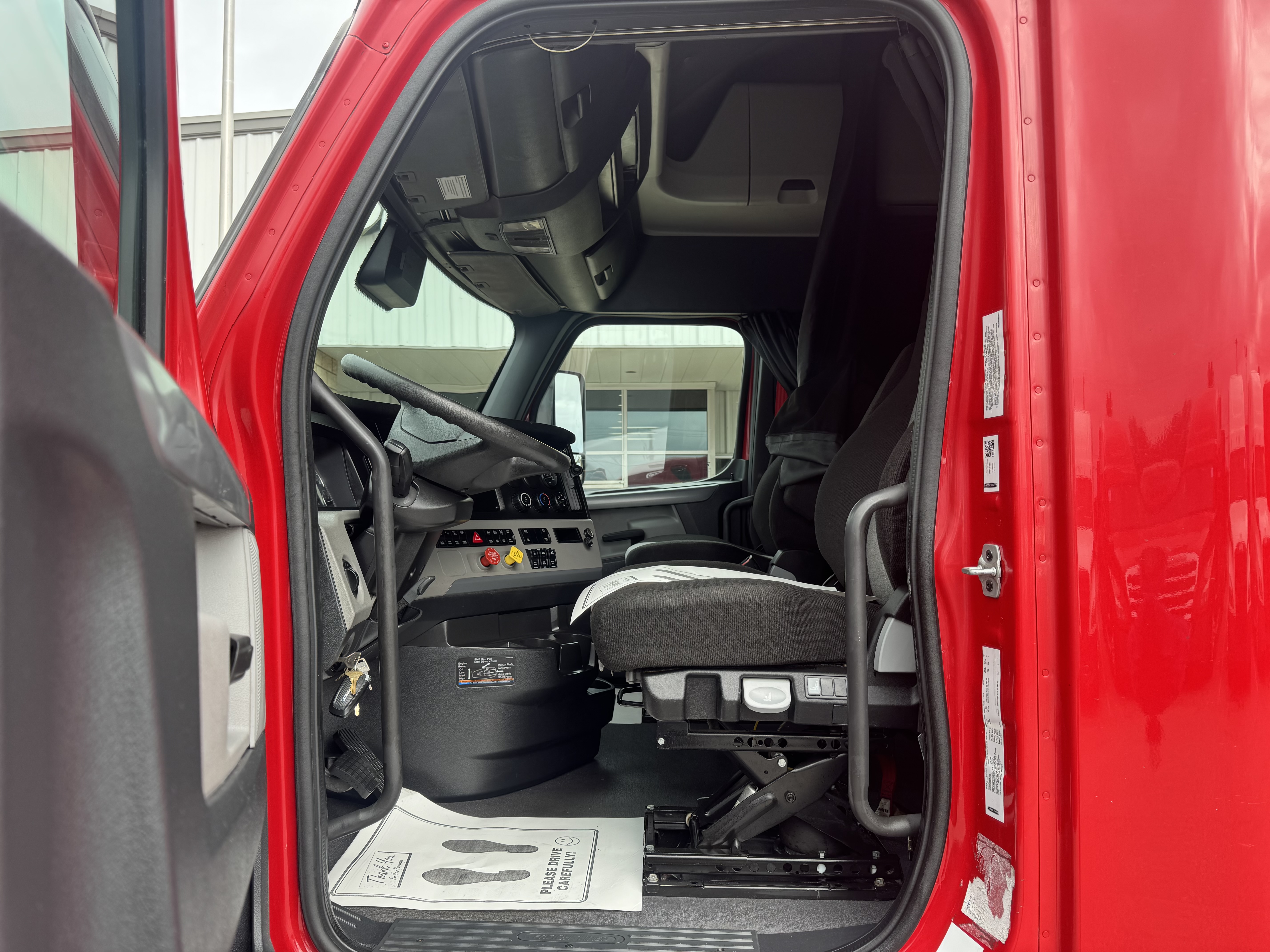 2022 FREIGHTLINER CASCADIA 126SLP - image 16