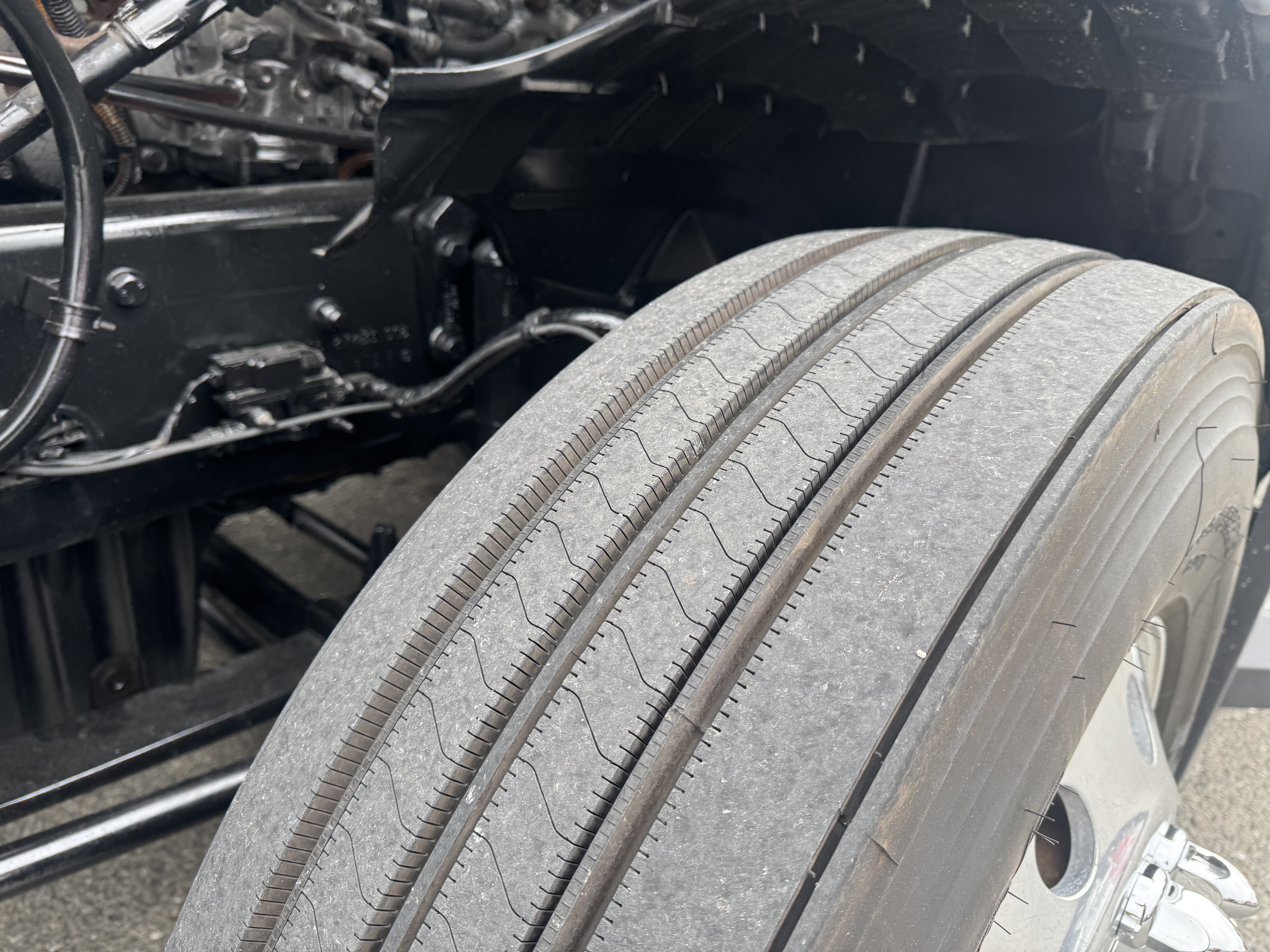 2021 FREIGHTLINER CASCADIA 126DC - image 13