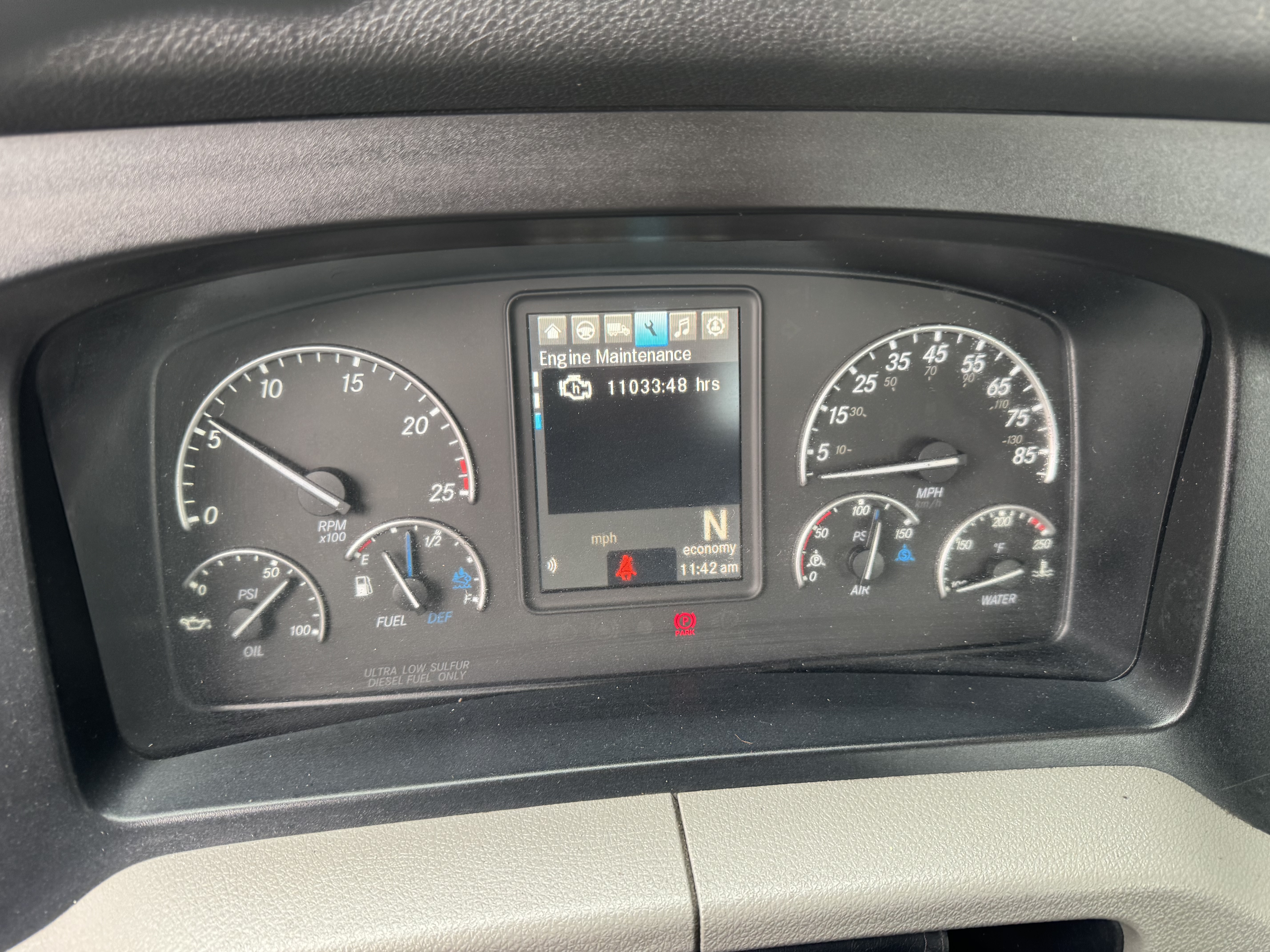 2021 FREIGHTLINER CASCADIA 126DC - image 15