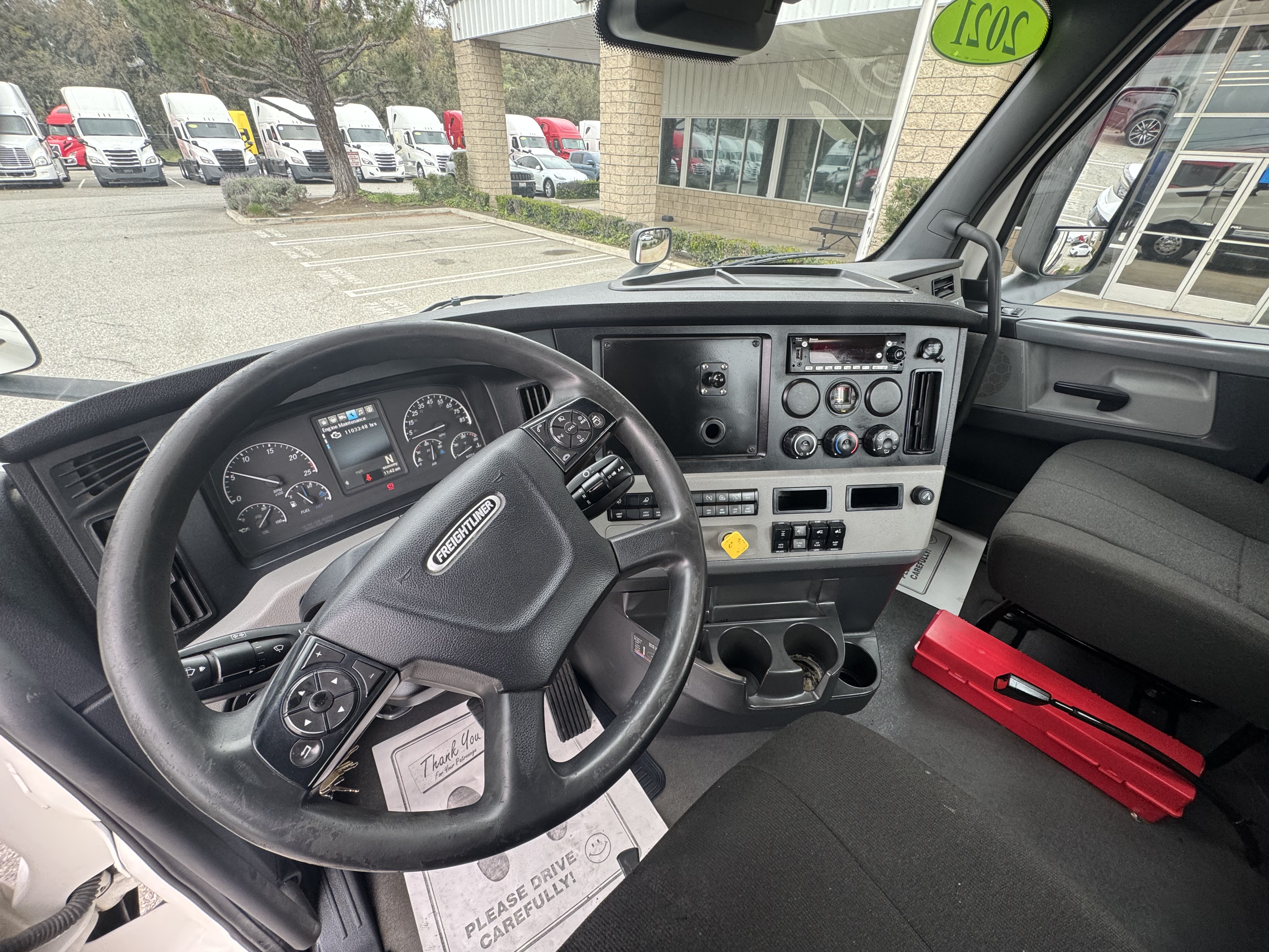 2021 FREIGHTLINER CASCADIA 126DC - image 17