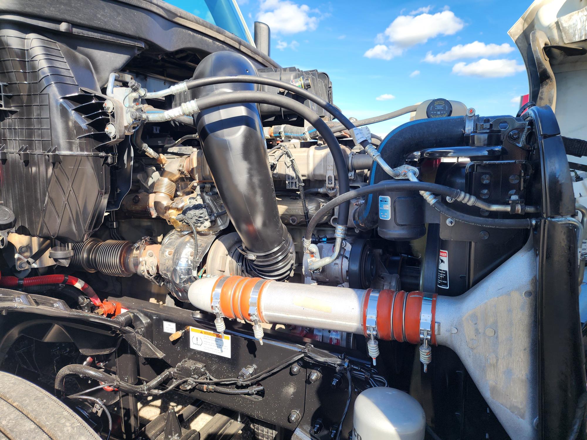 2022 FREIGHTLINER CASCADIA 126DC - image 11