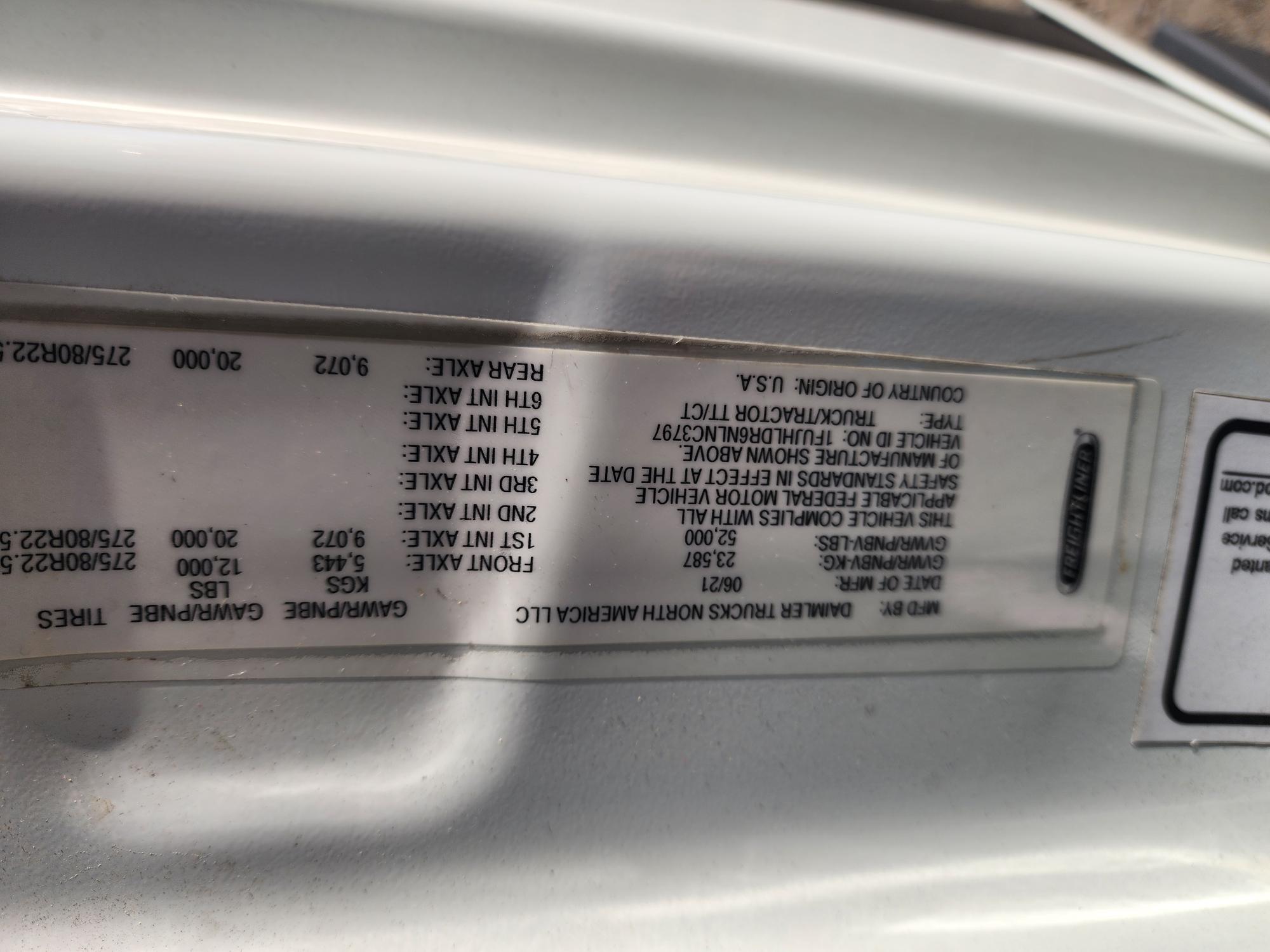 2022 FREIGHTLINER CASCADIA 126DC - image 19