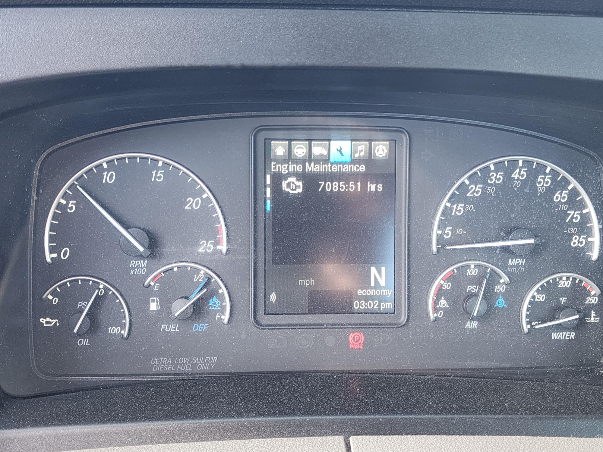 2022 FREIGHTLINER CASCADIA 126DC - image 11