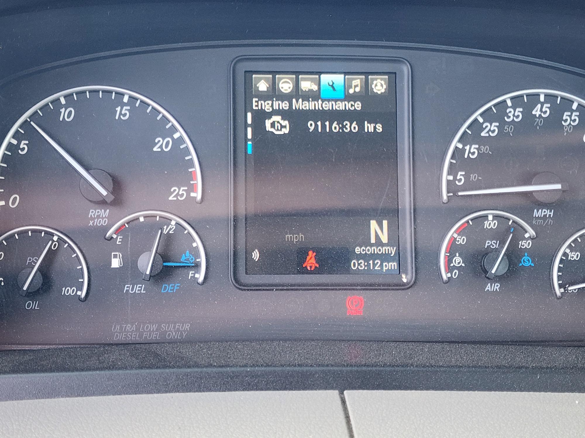 2022 FREIGHTLINER CASCADIA 126DC - image 4