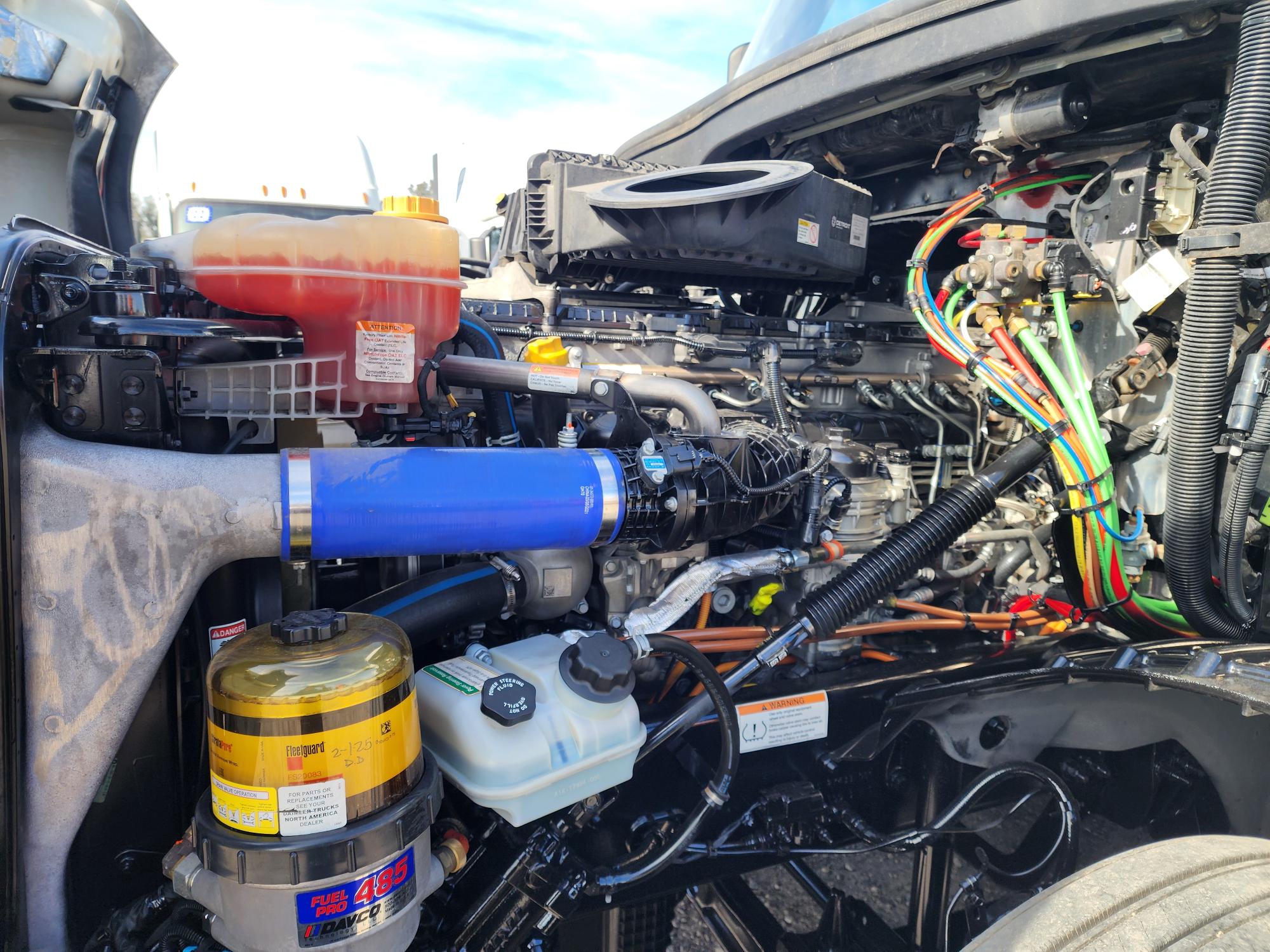 2022 FREIGHTLINER CASCADIA 126DC - image 10