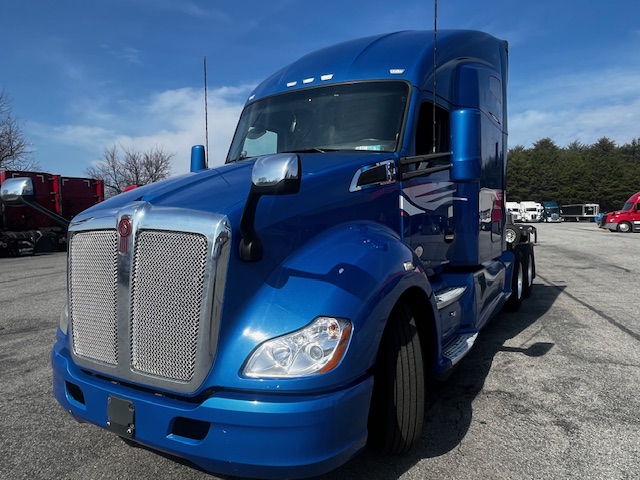 2020 KENWORTH T680 - image 2