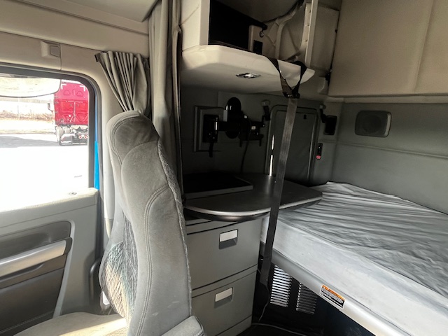 2020 KENWORTH T680 - image 17