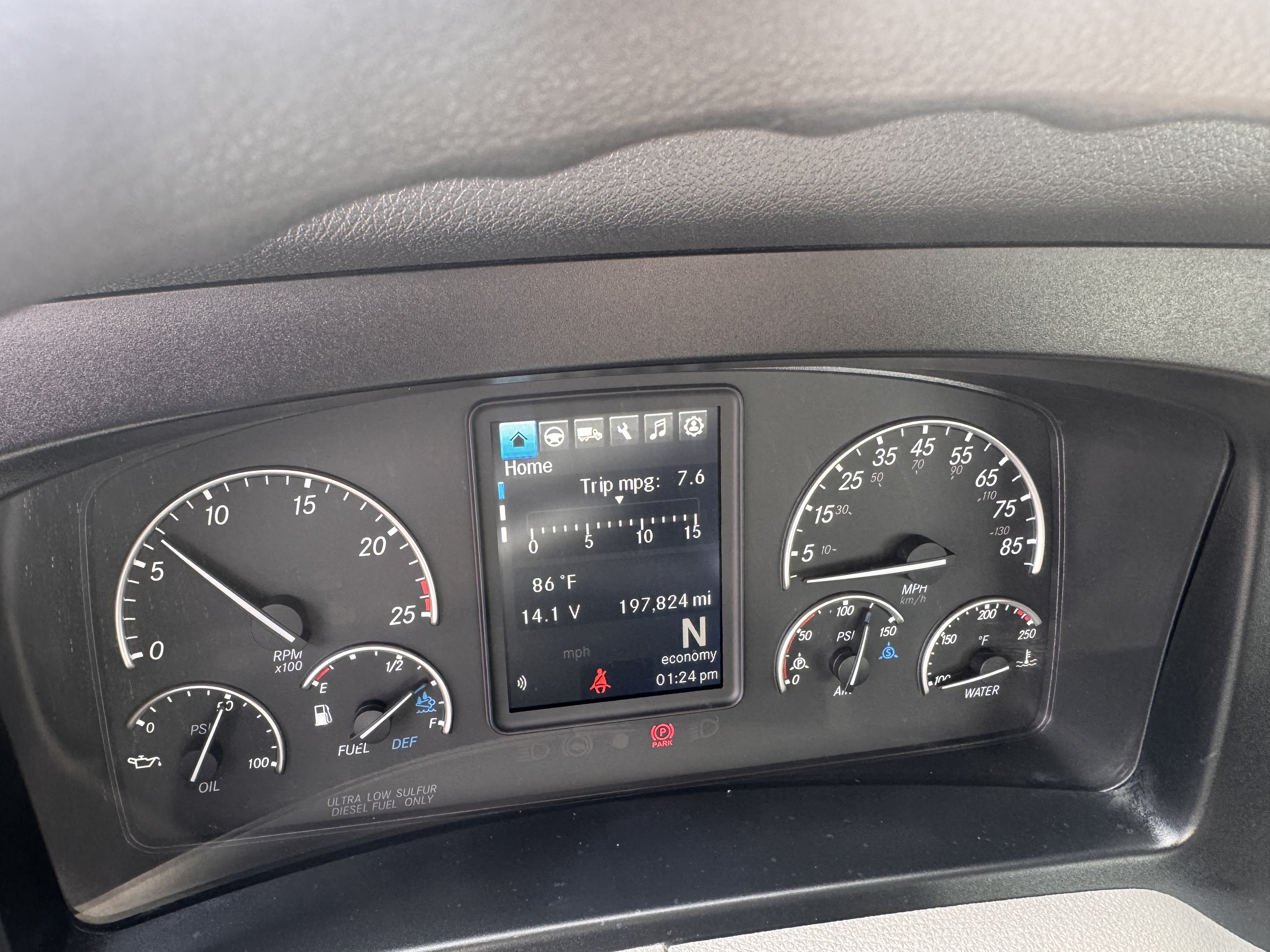 2022 FREIGHTLINER CASCADIA 126DC - image 14