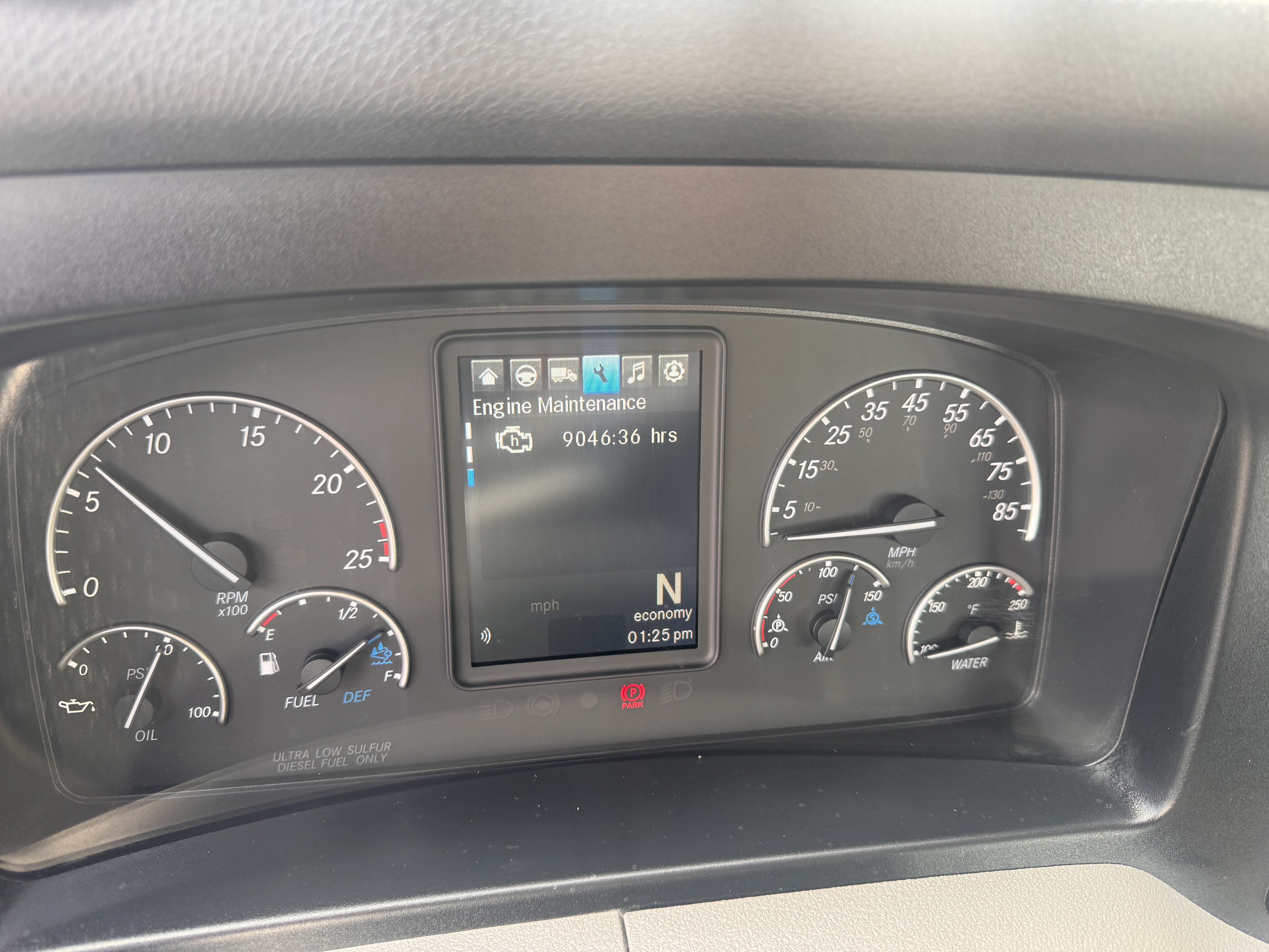 2022 FREIGHTLINER CASCADIA 126DC - image 15