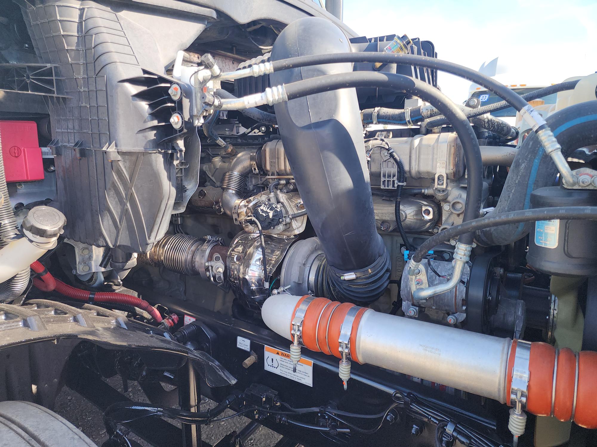 2022 FRIGHTLINER CASCADIA 126DC — photo 9