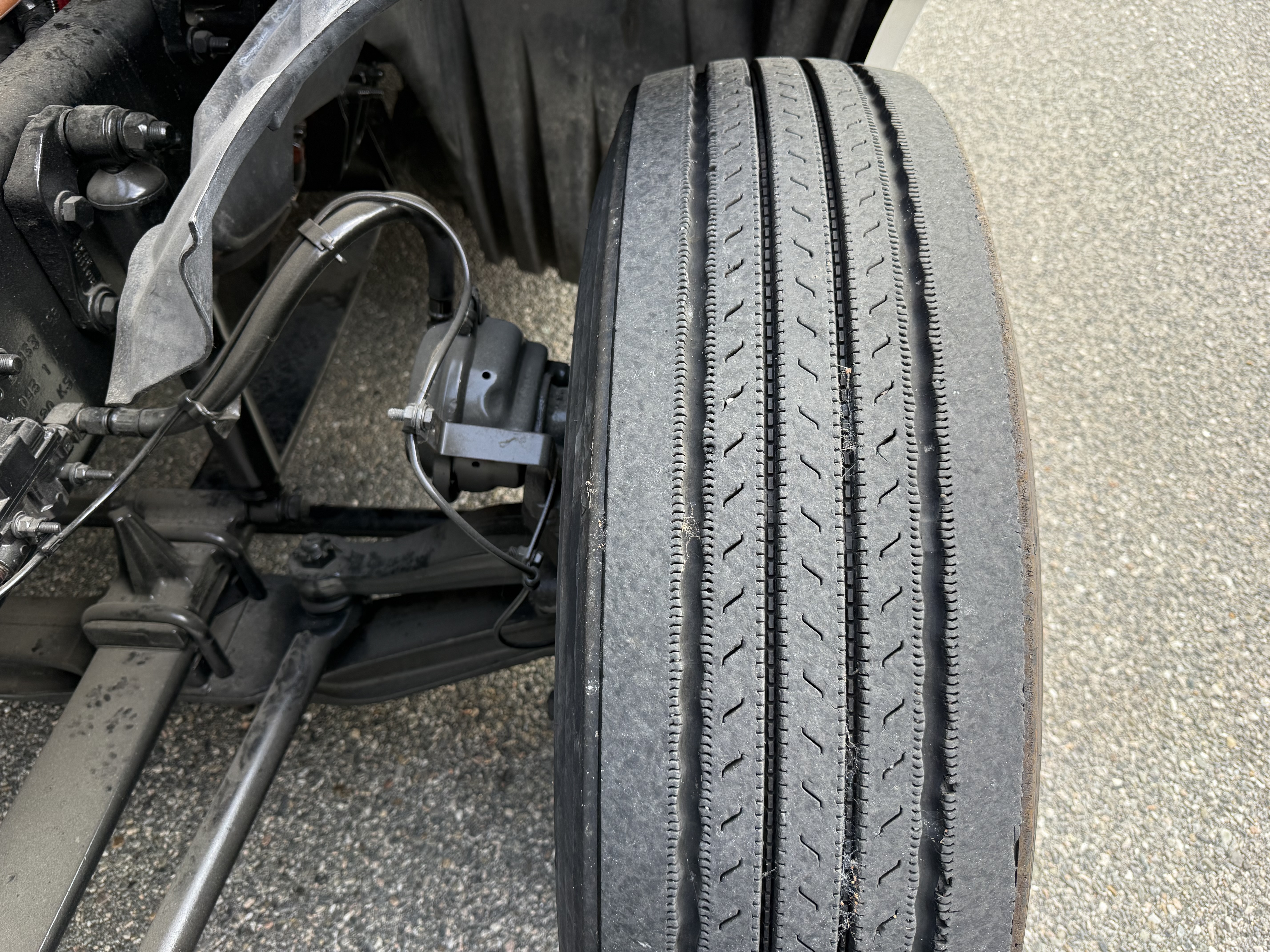 2023 FREIGHTLINER CASCADIA 126SLP - image 12