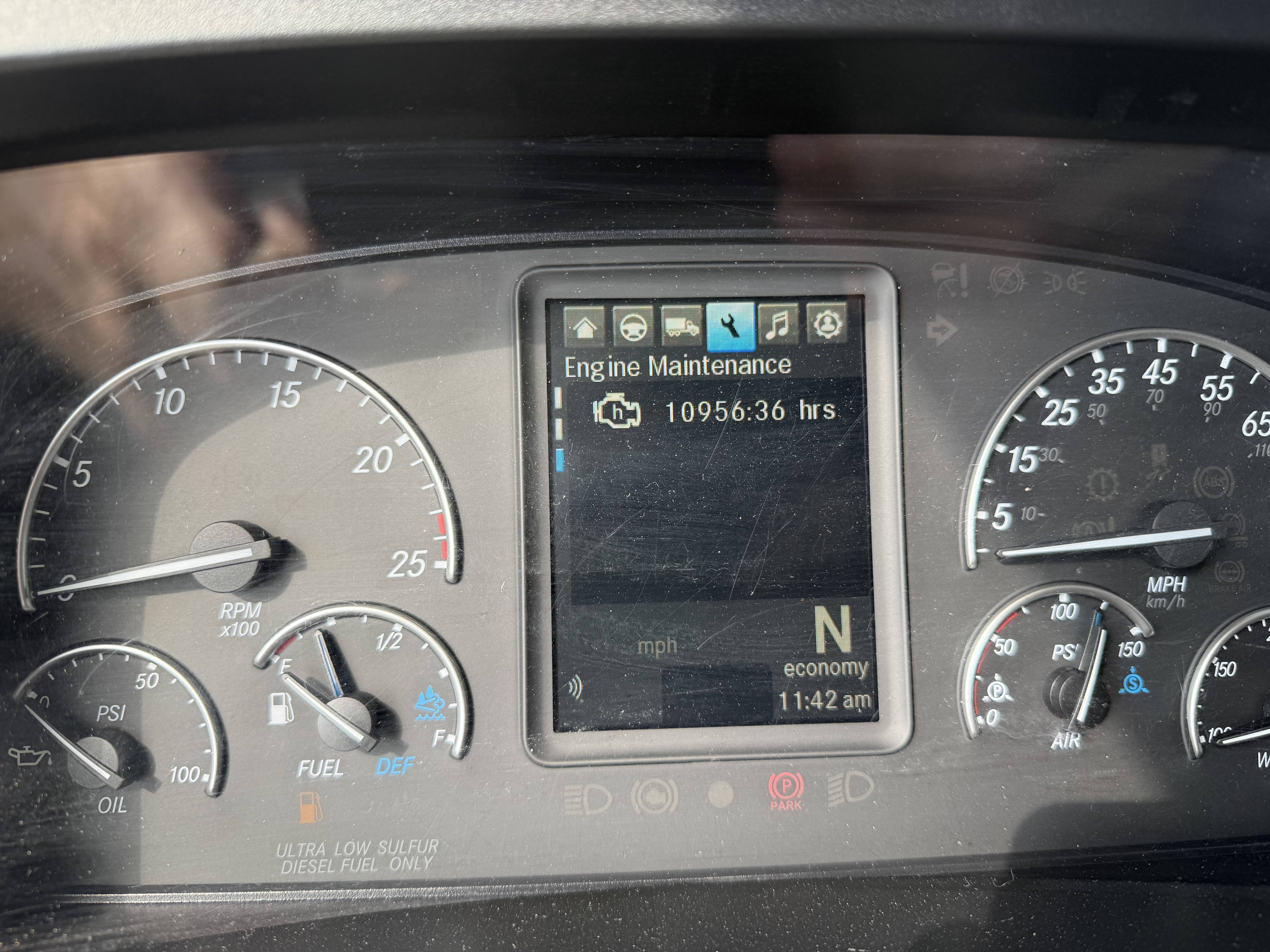 2023 FREIGHTLINER CASCADIA 126SLP - image 15