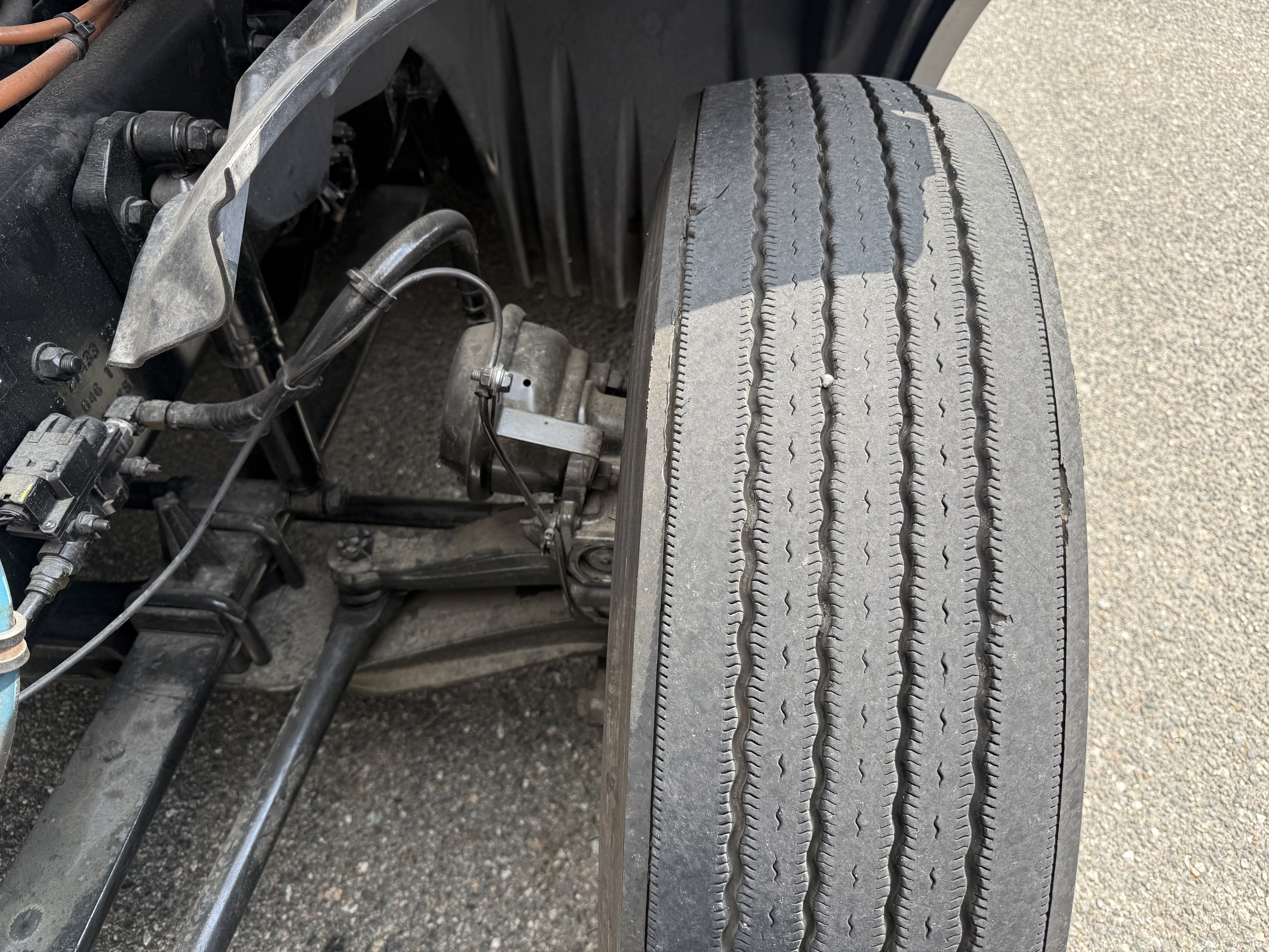 2021 FREIGHTLINER CASCADIA 126SLP - image 12