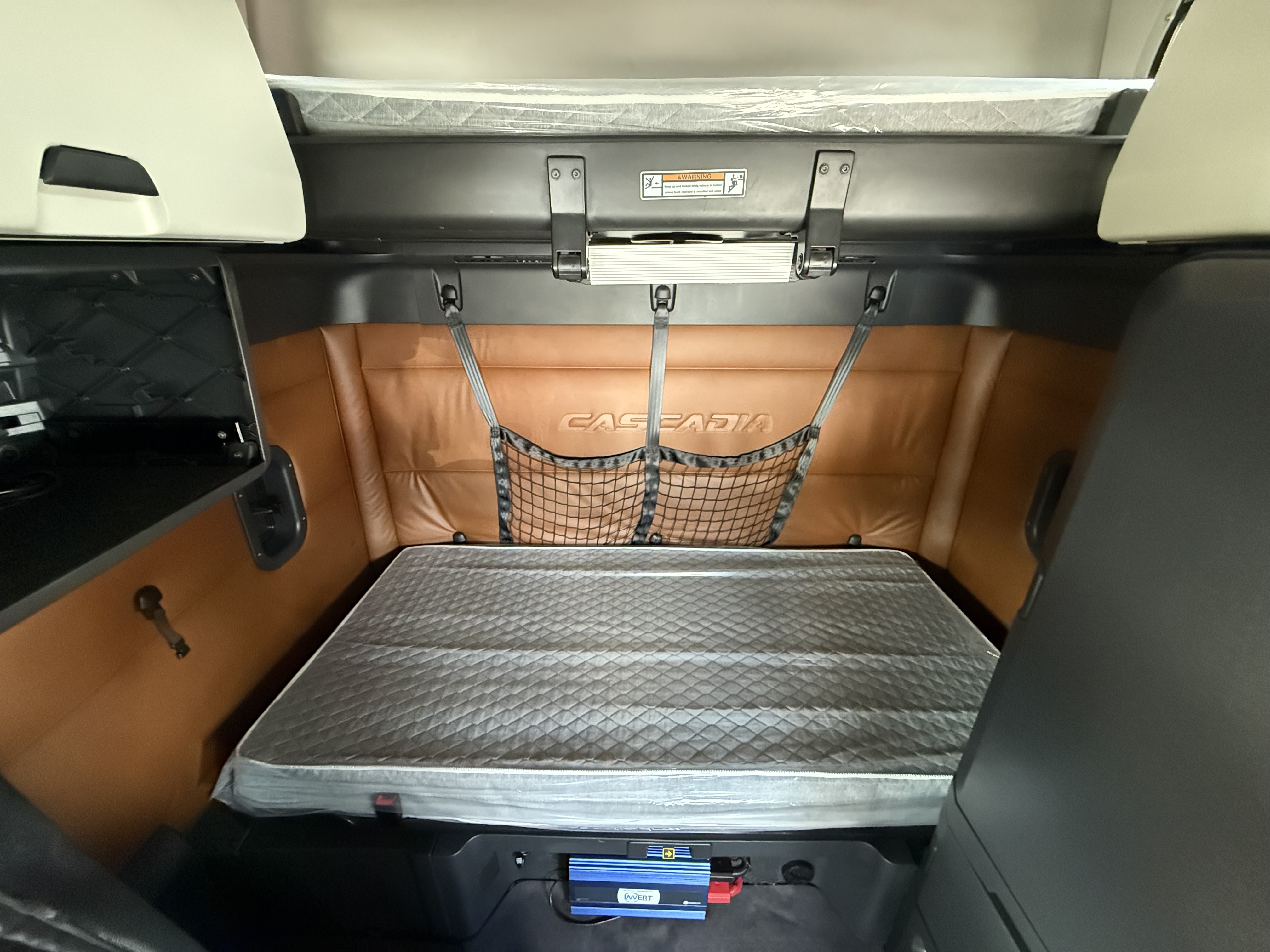 2021 FREIGHTLINER CASCADIA 126SLP - image 16