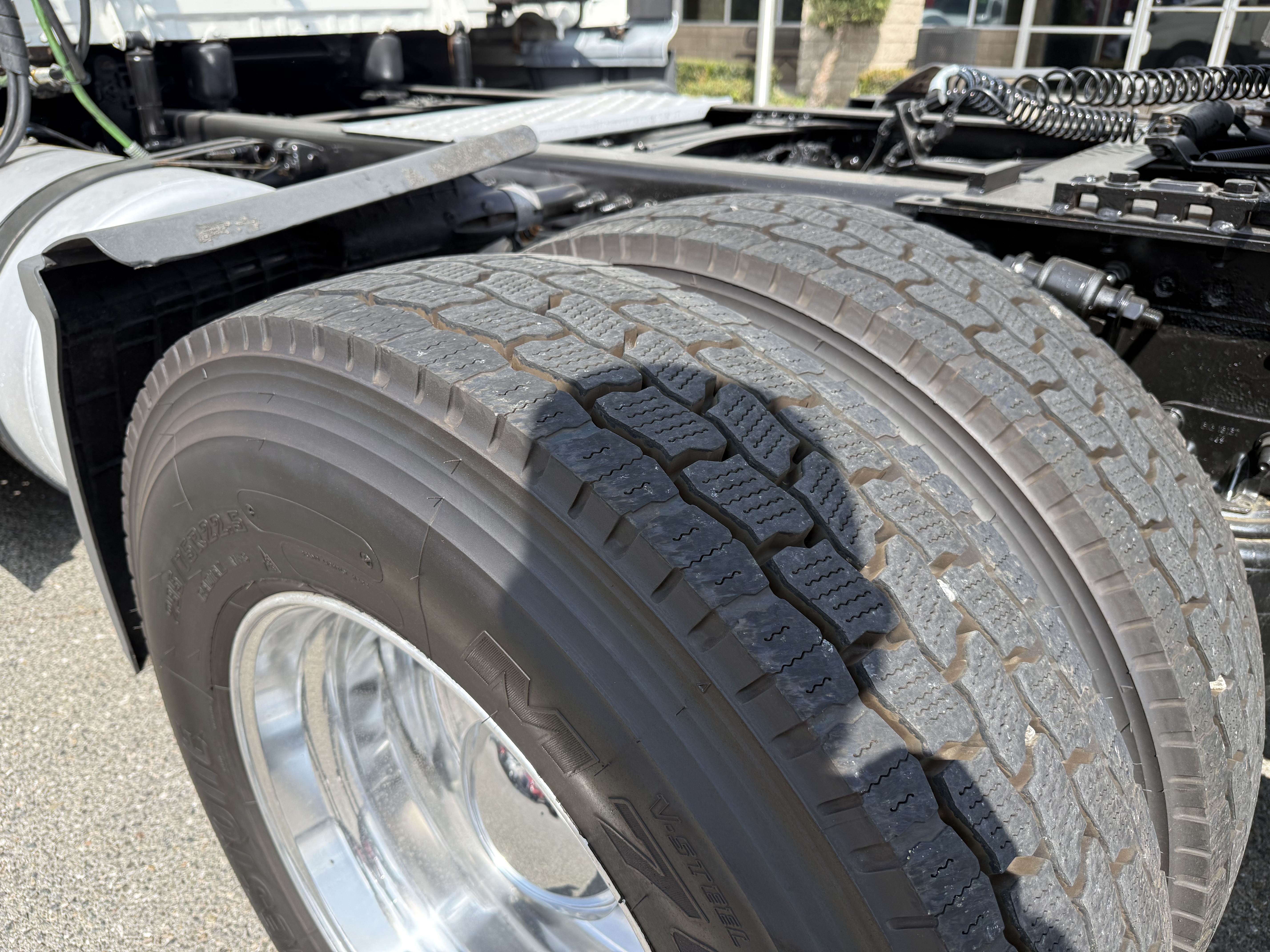 2021 FREIGHTLINER CASCADIA 126DC - image 13