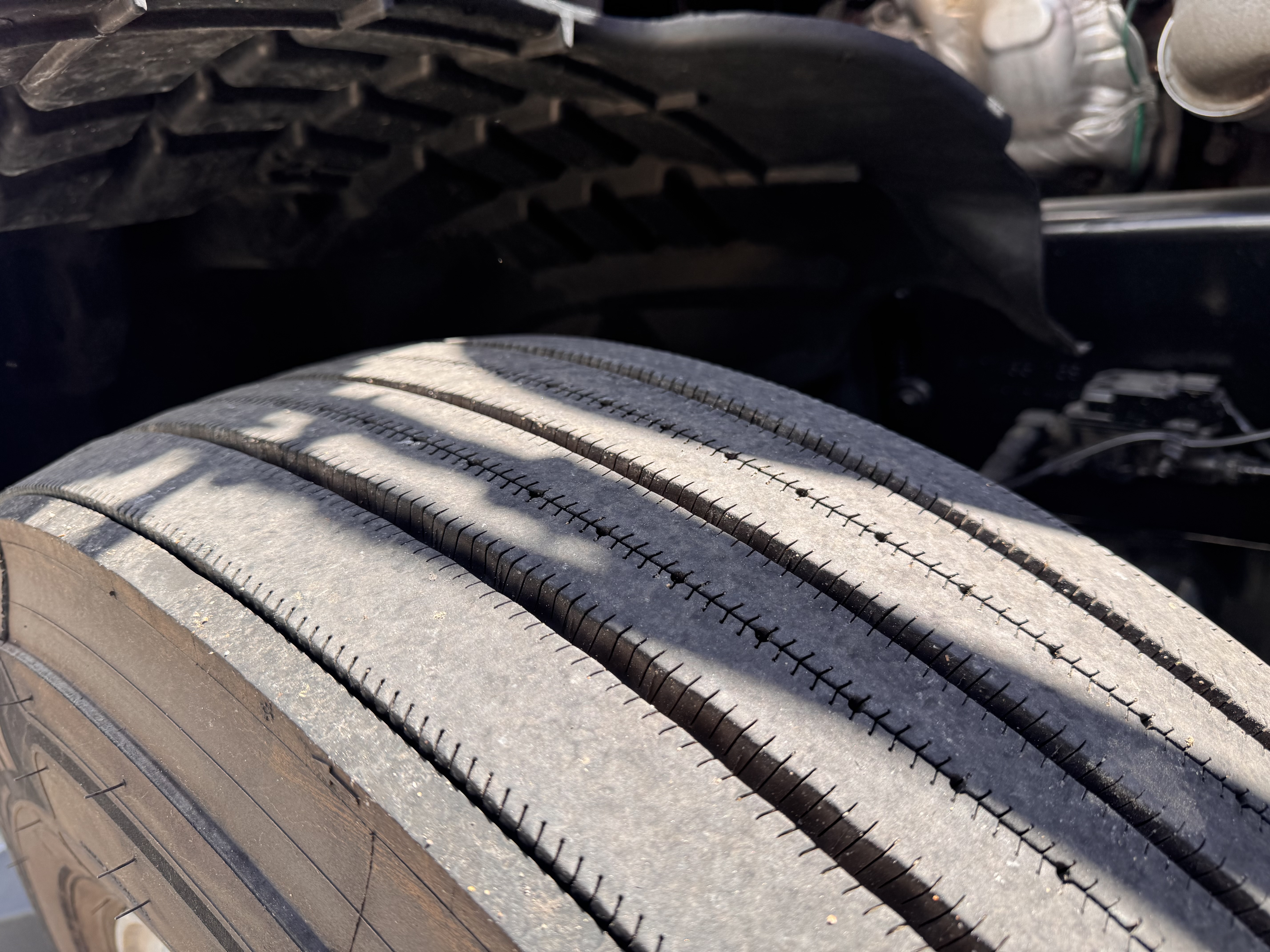 2020 FREIGHTLINER CASCADIA 126SLP - image 12