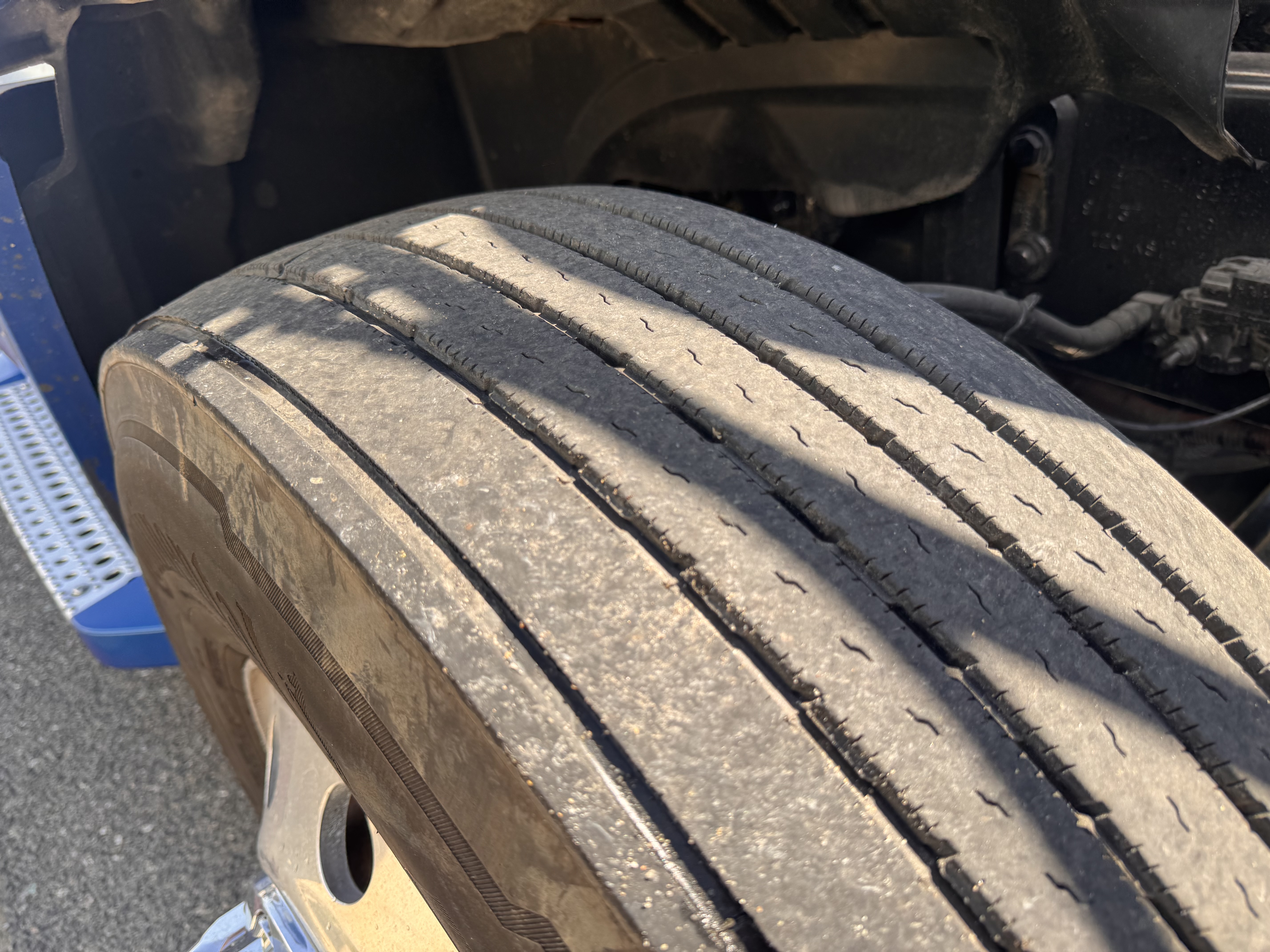 2020 FREIGHTLINER CASCADIA 126SLP - image 12