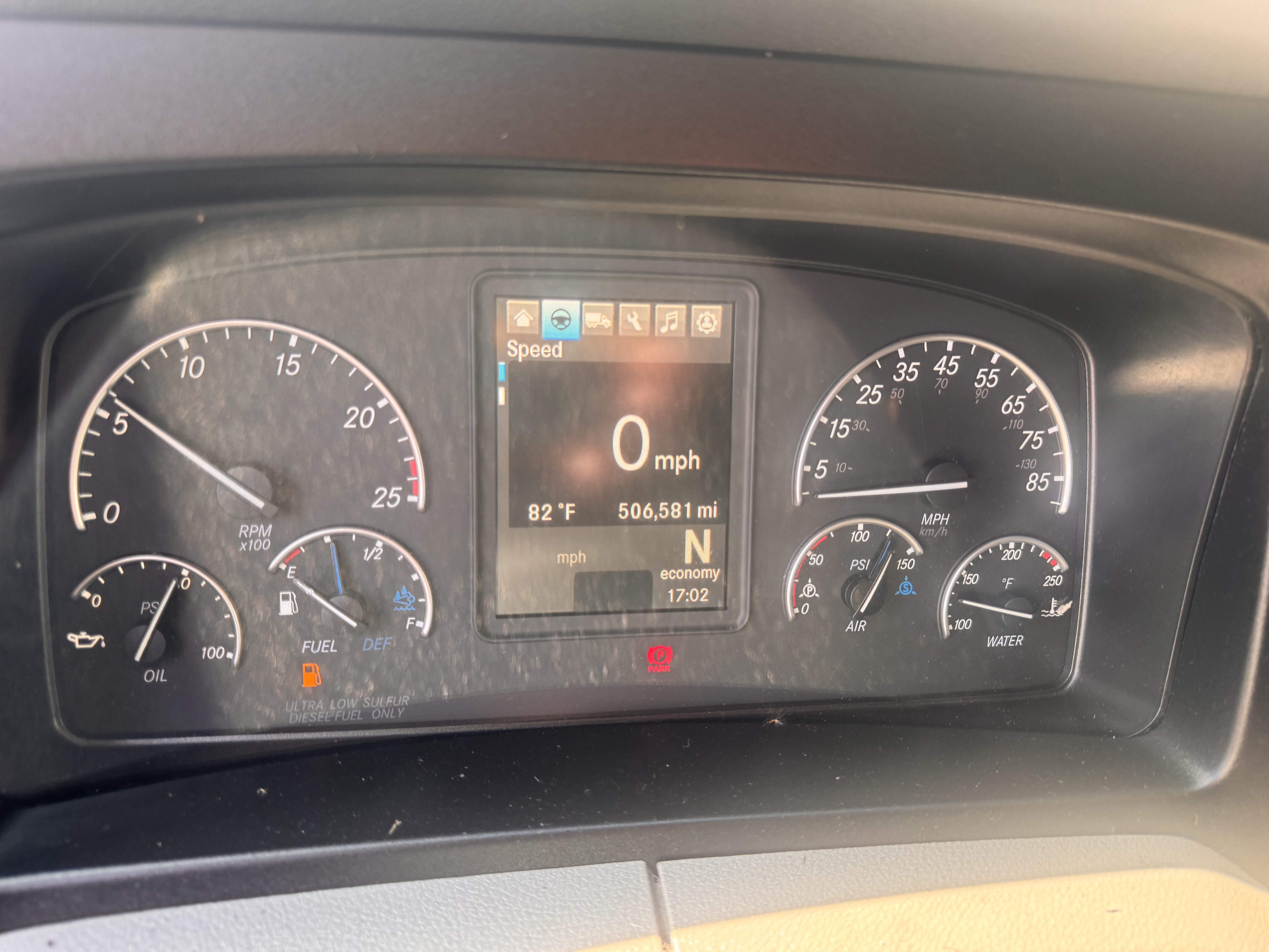 2020 FREIGHTLINER CASCADIA 126SLP - image 14