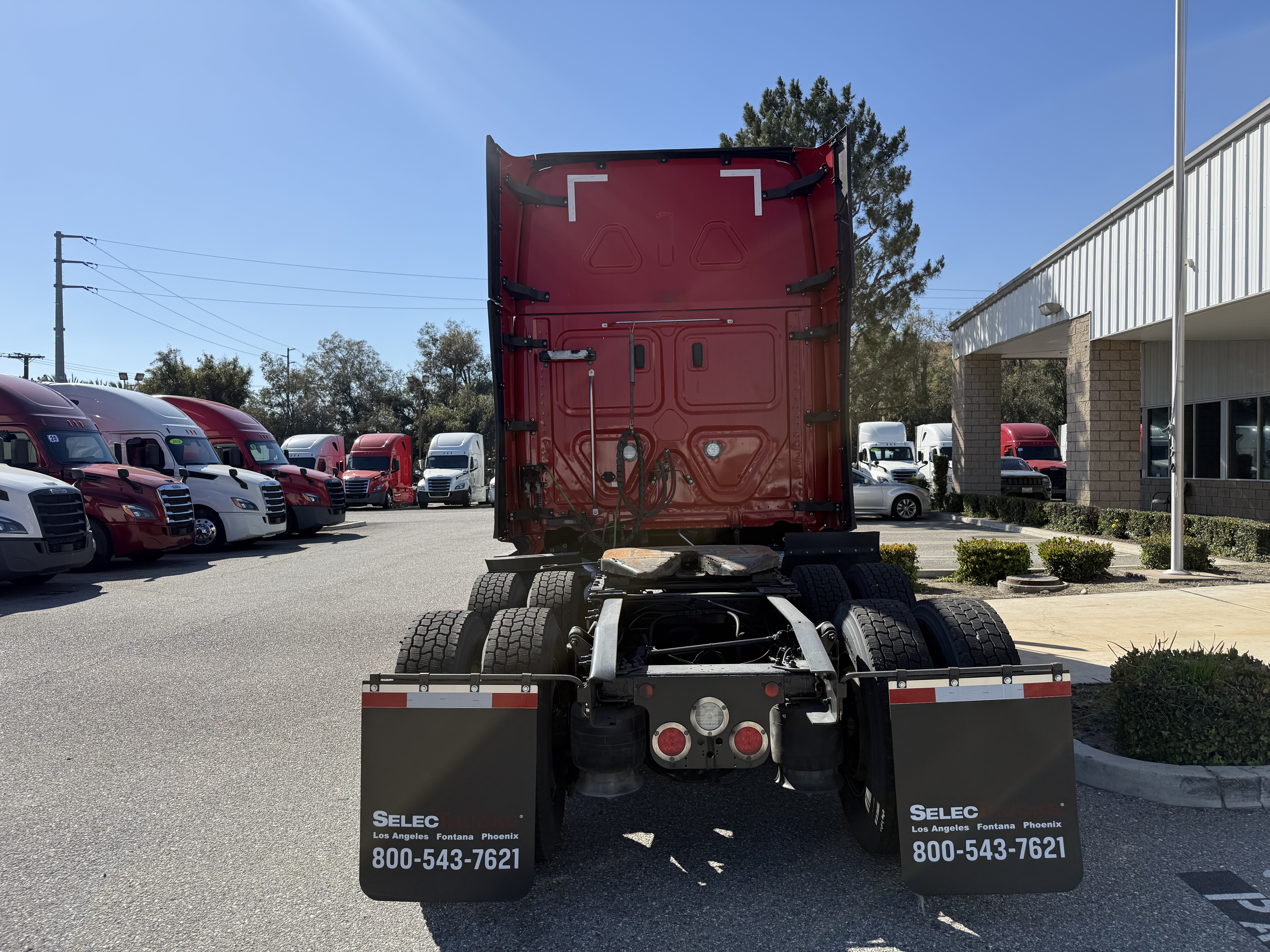 2021 FREIGHTLINER CASCADIA 126SLP - image 5