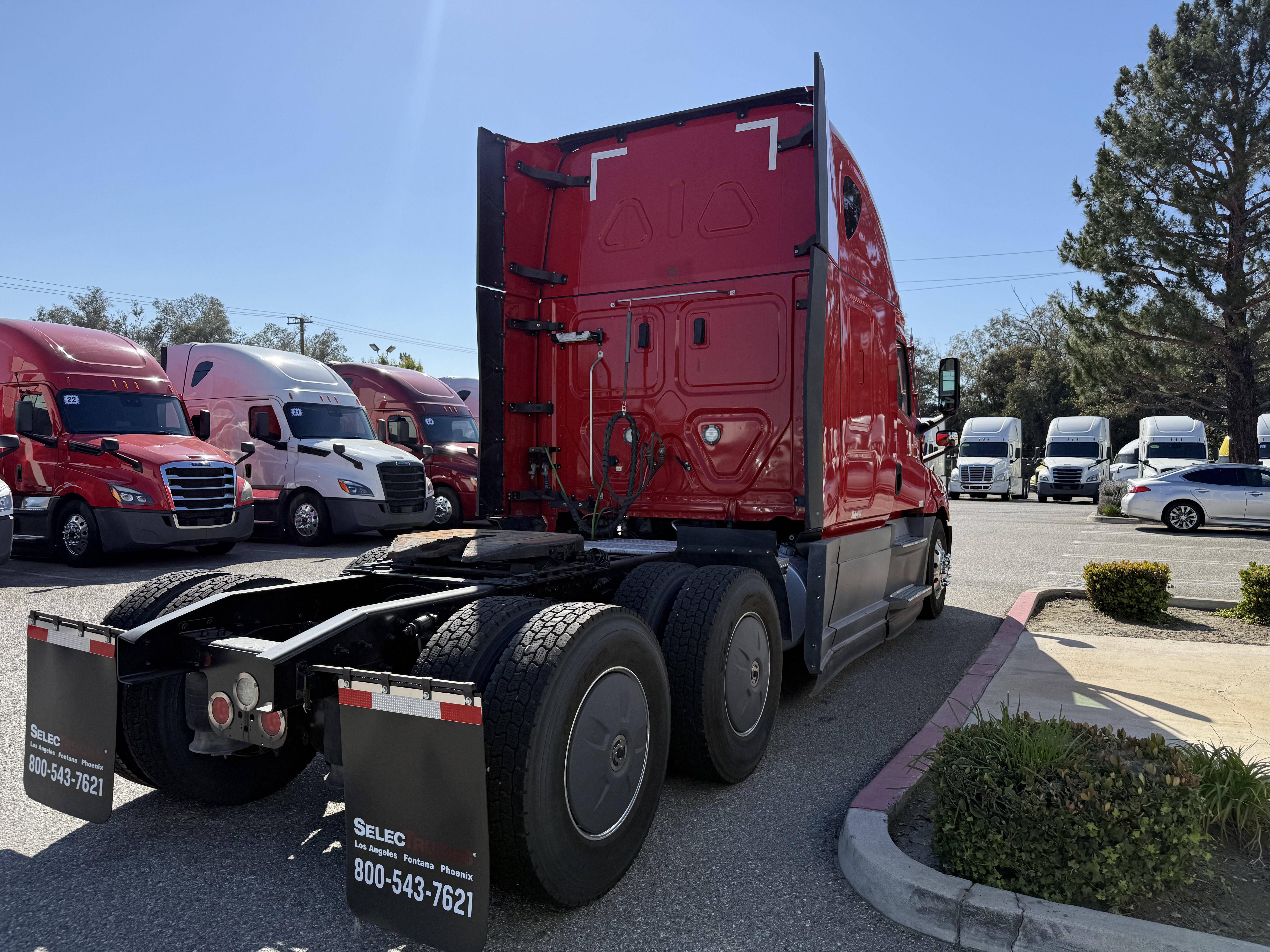 2021 FREIGHTLINER CASCADIA 126SLP - image 6