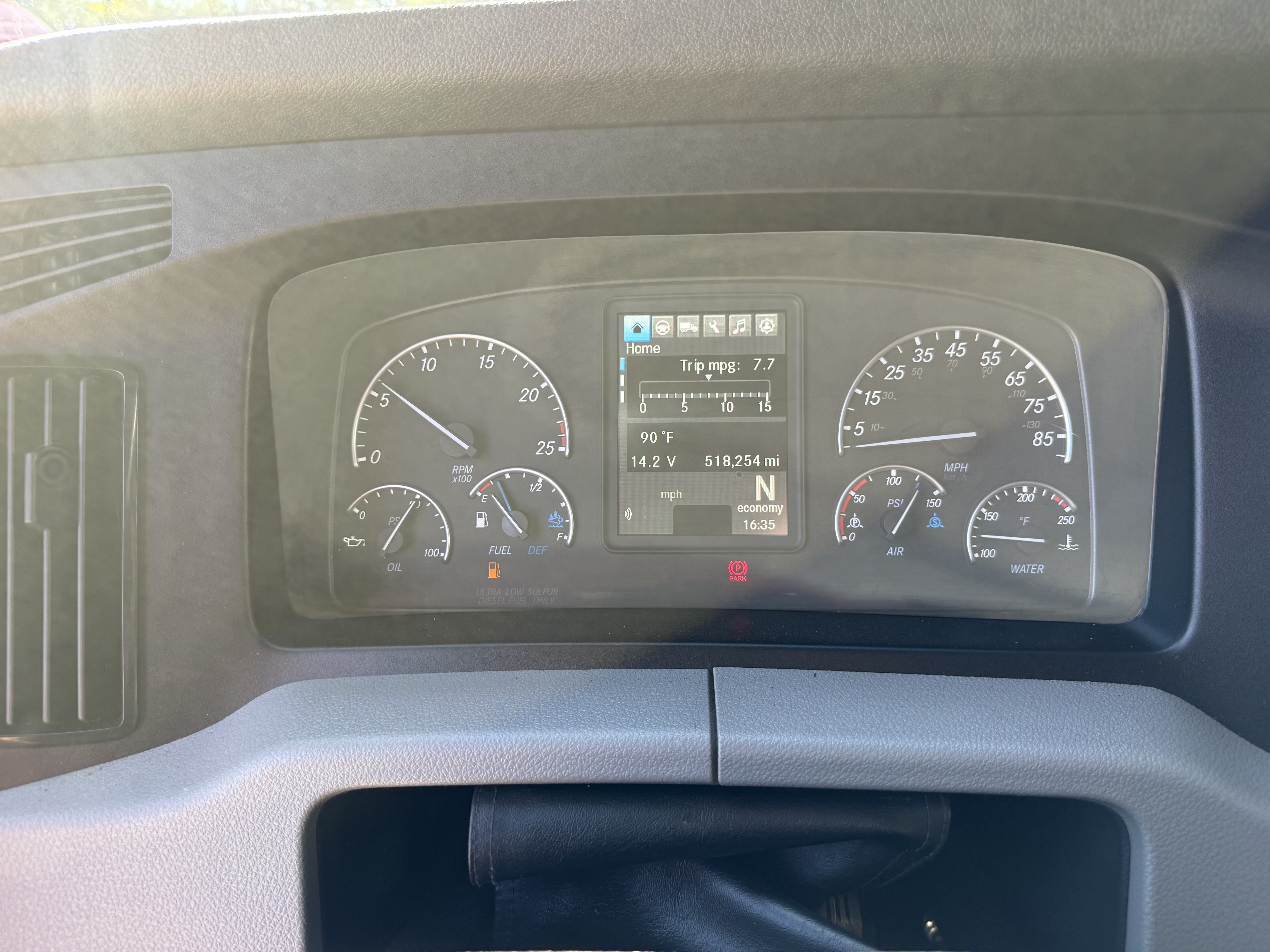 2021 FREIGHTLINER CASCADIA 126SLP - image 15