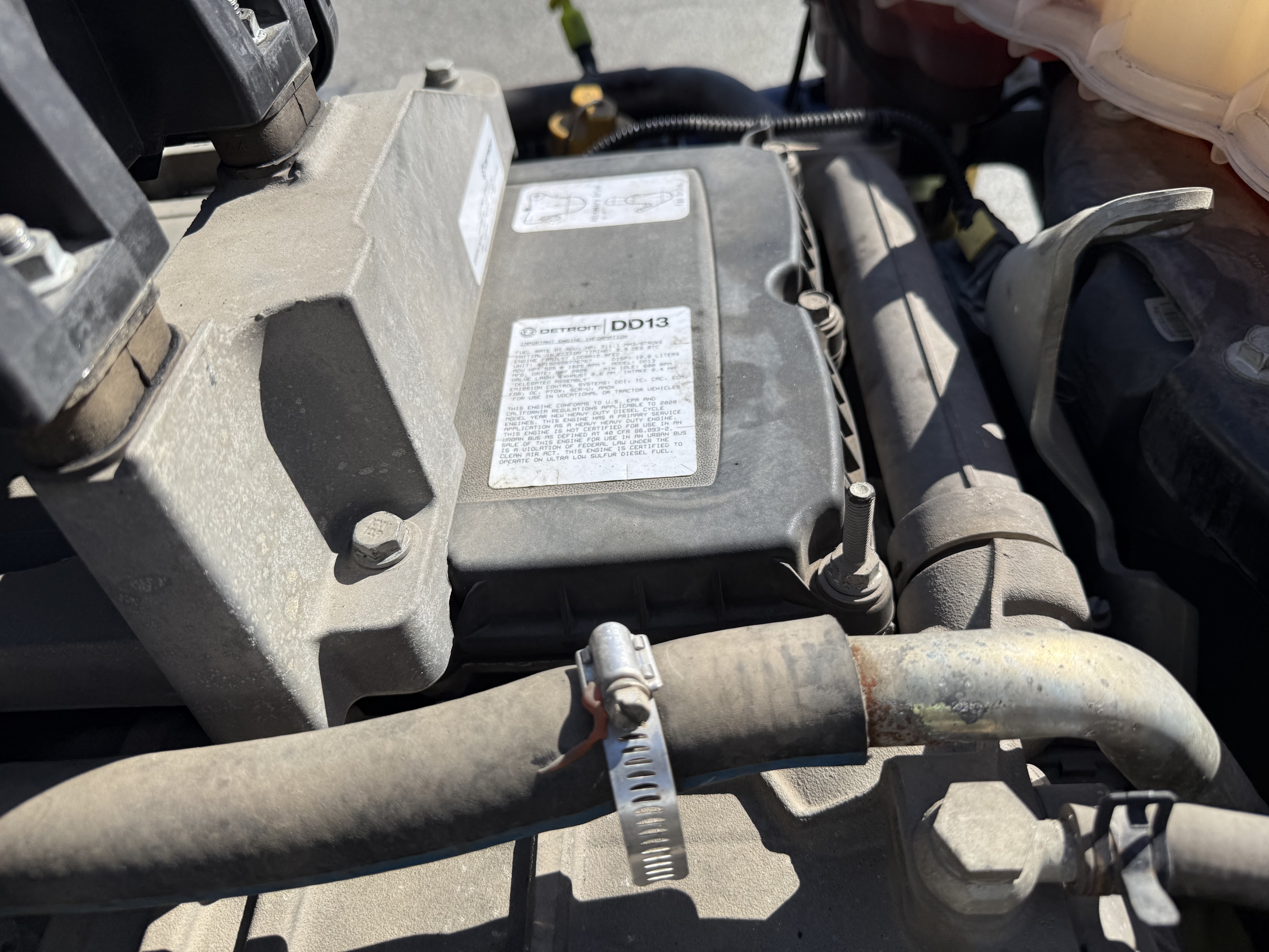 2021 FREIGHTLINER CASCADIA 126DC - image 11