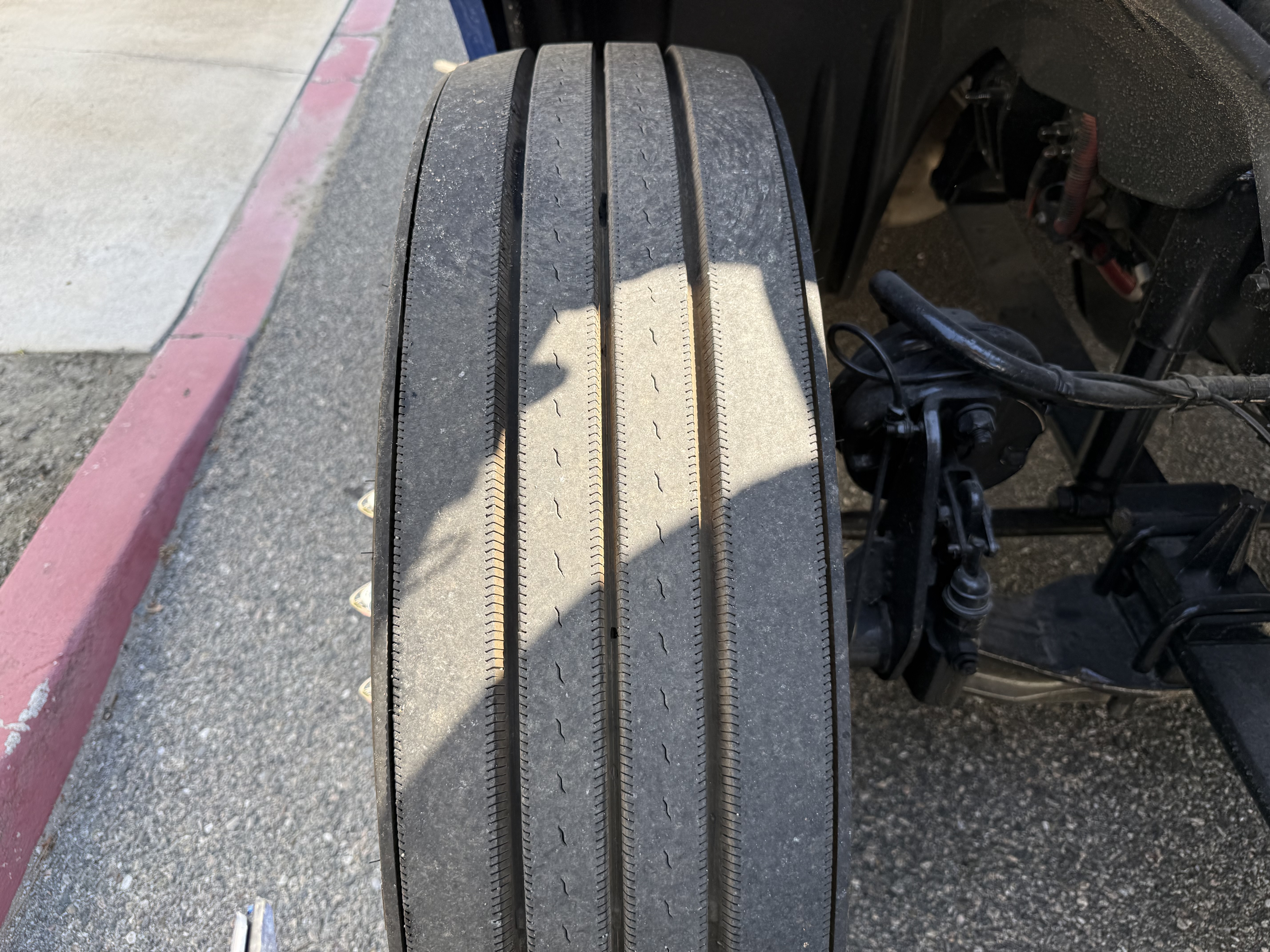 2021 FREIGHTLINER CASCADIA 126SLP - image 12