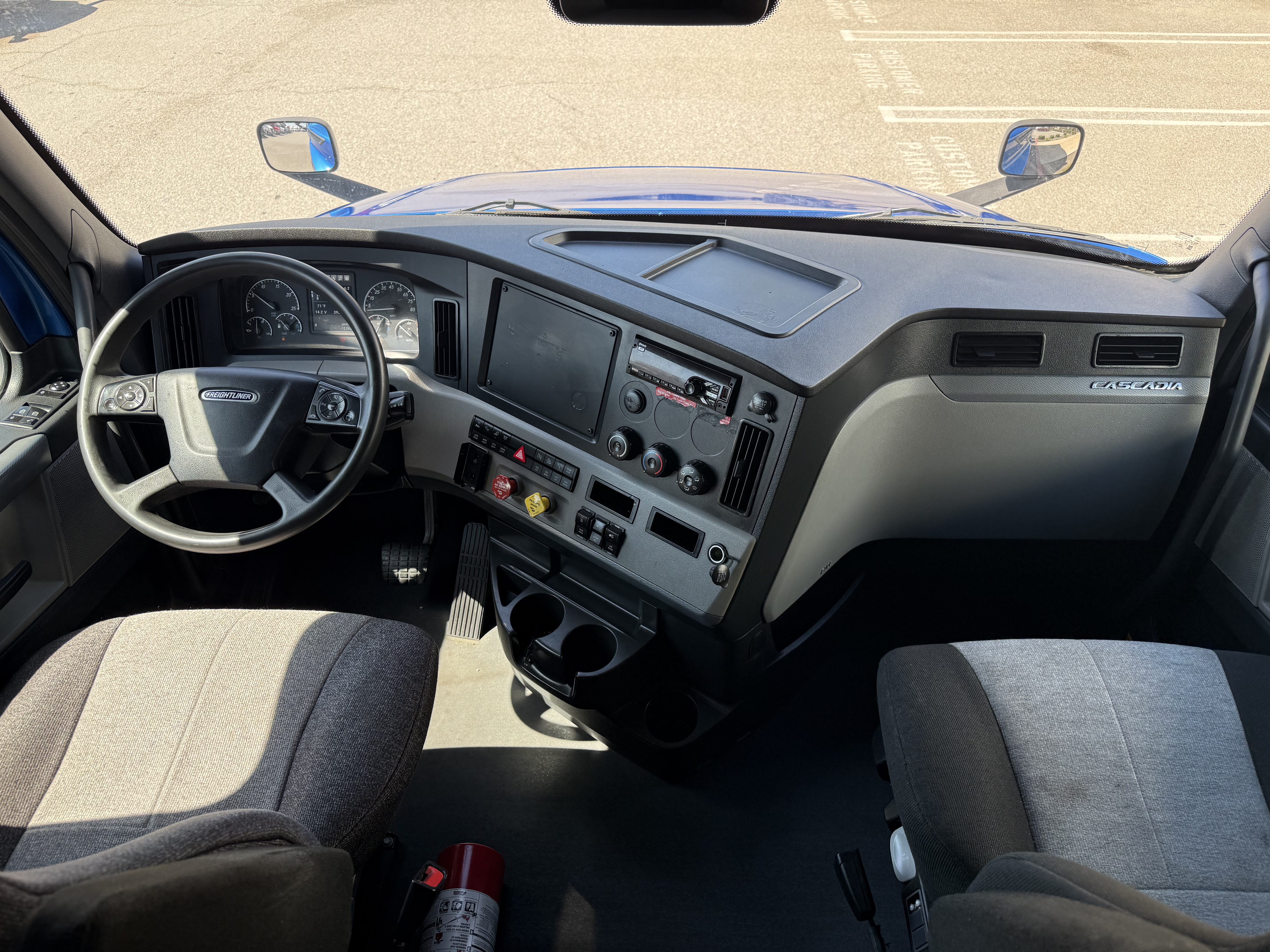 2021 FREIGHTLINER CASCADIA 126SLP - image 16