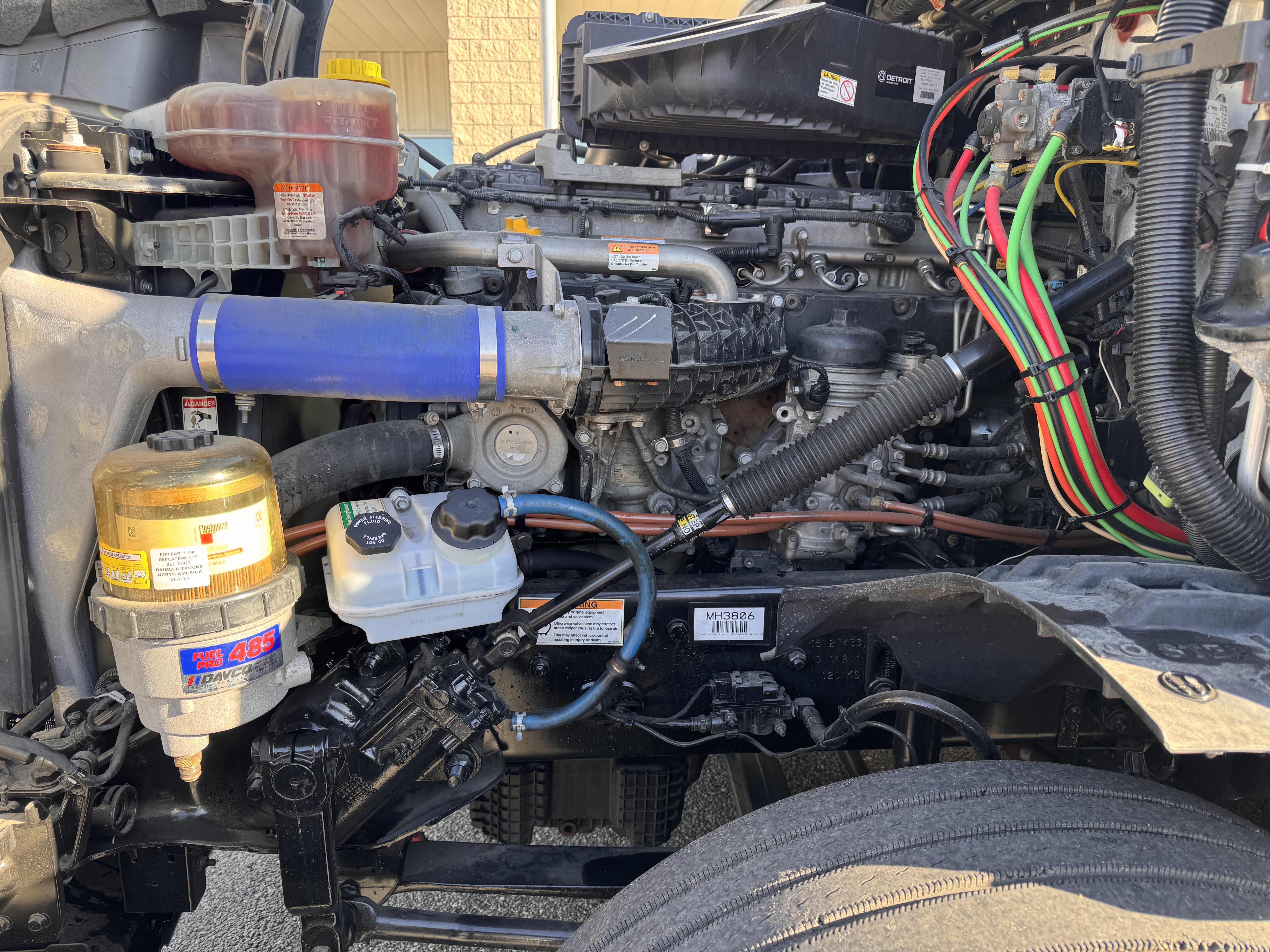 2021 FREIGHTLINER CASCADIA 126SLP - image 9