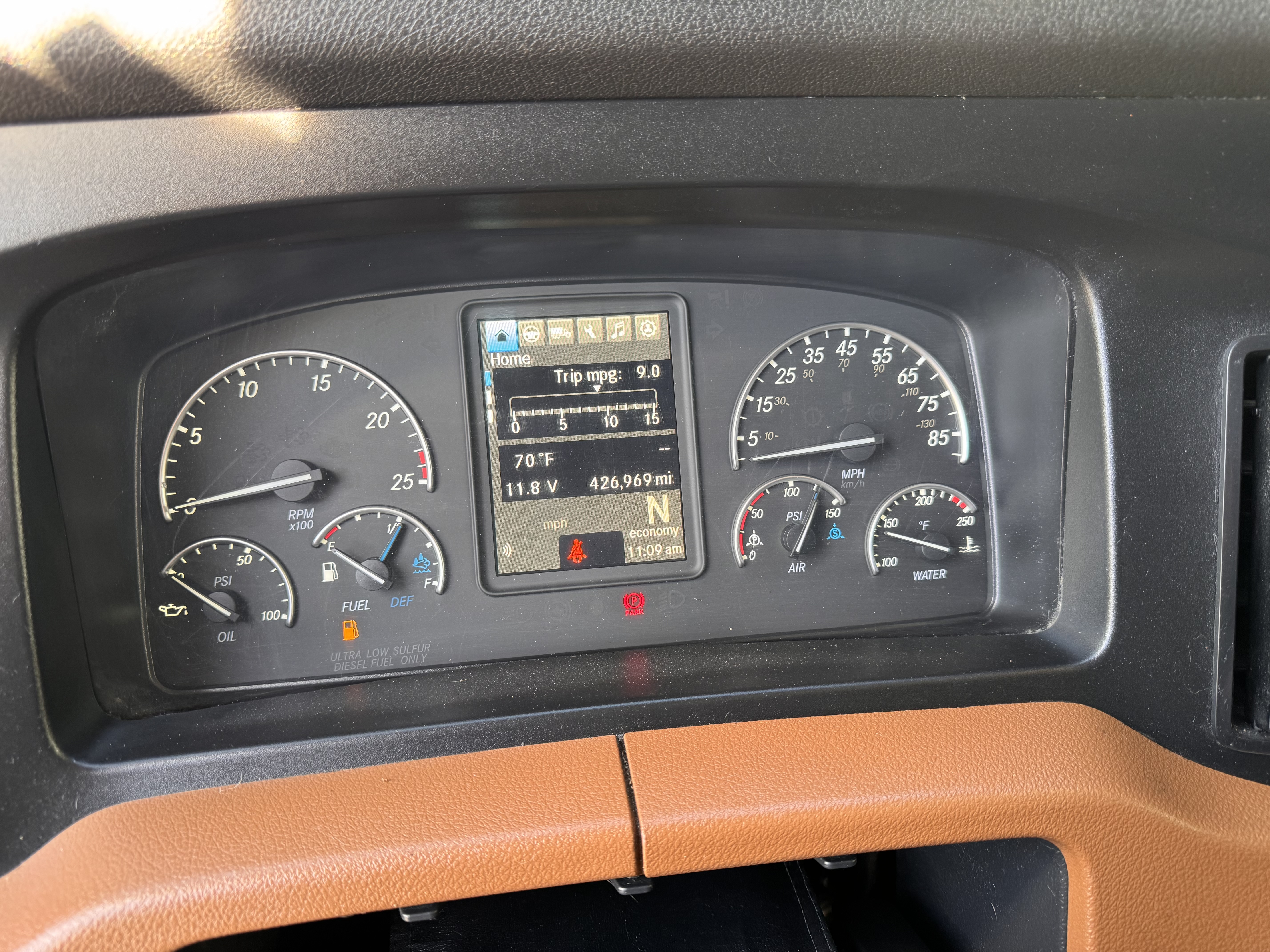 2021 FREIGHTLINER CASCADIA 126SLP - image 14