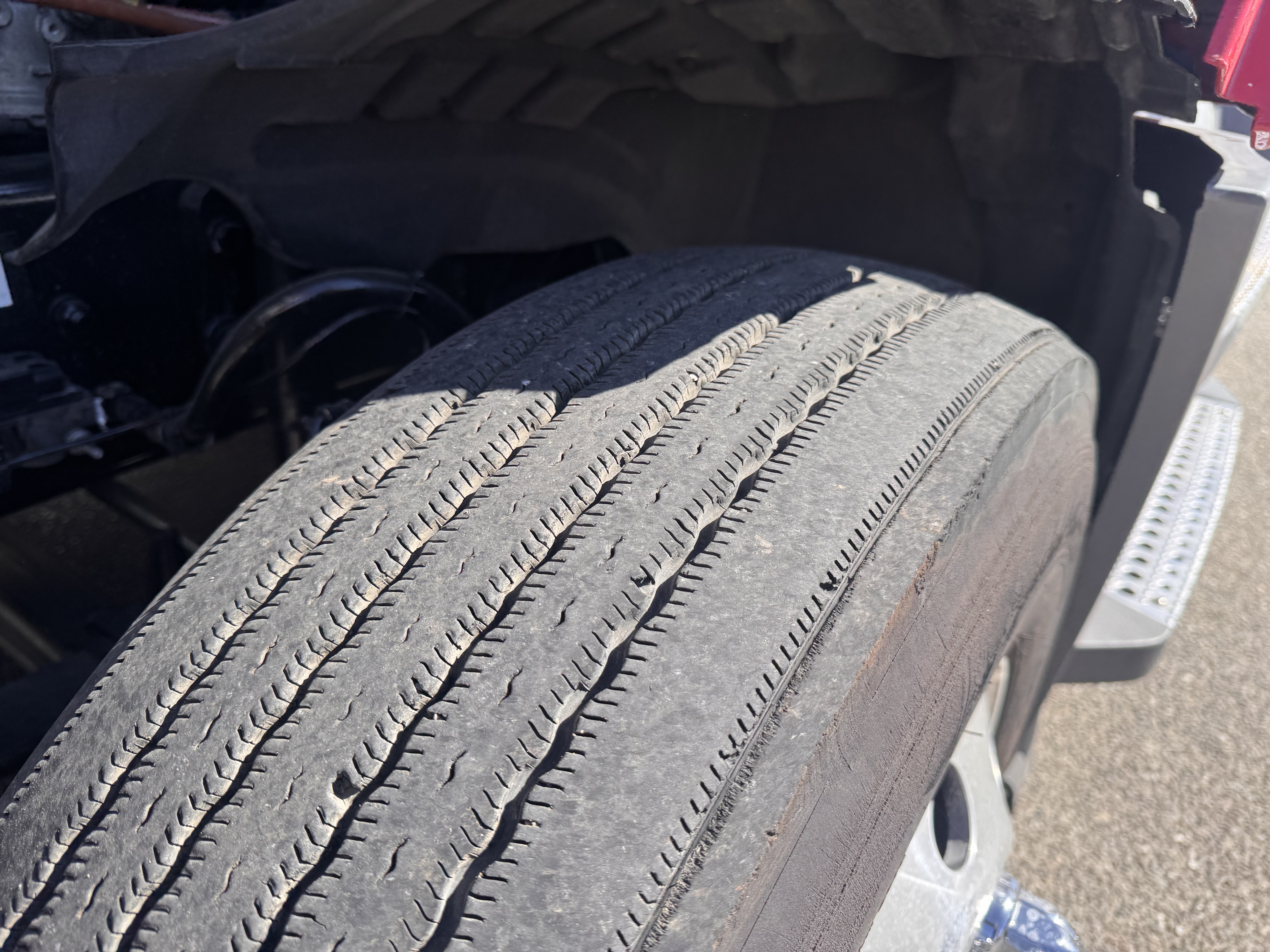 2021 FREIGHTLINER CASCADIA 126SLP - image 13