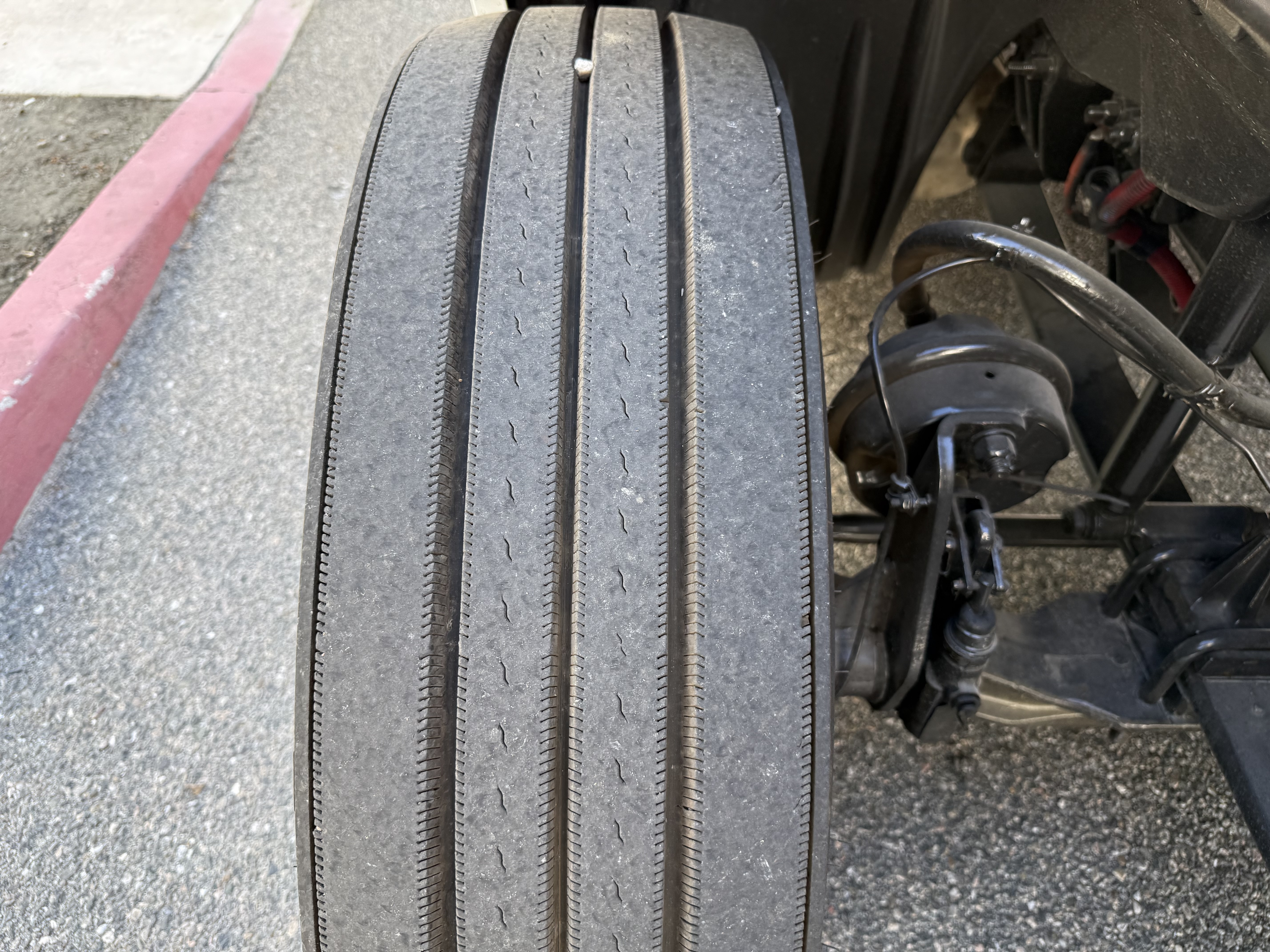 2020 FREIGHTLINER CASCADIA 126SLP — photo 13