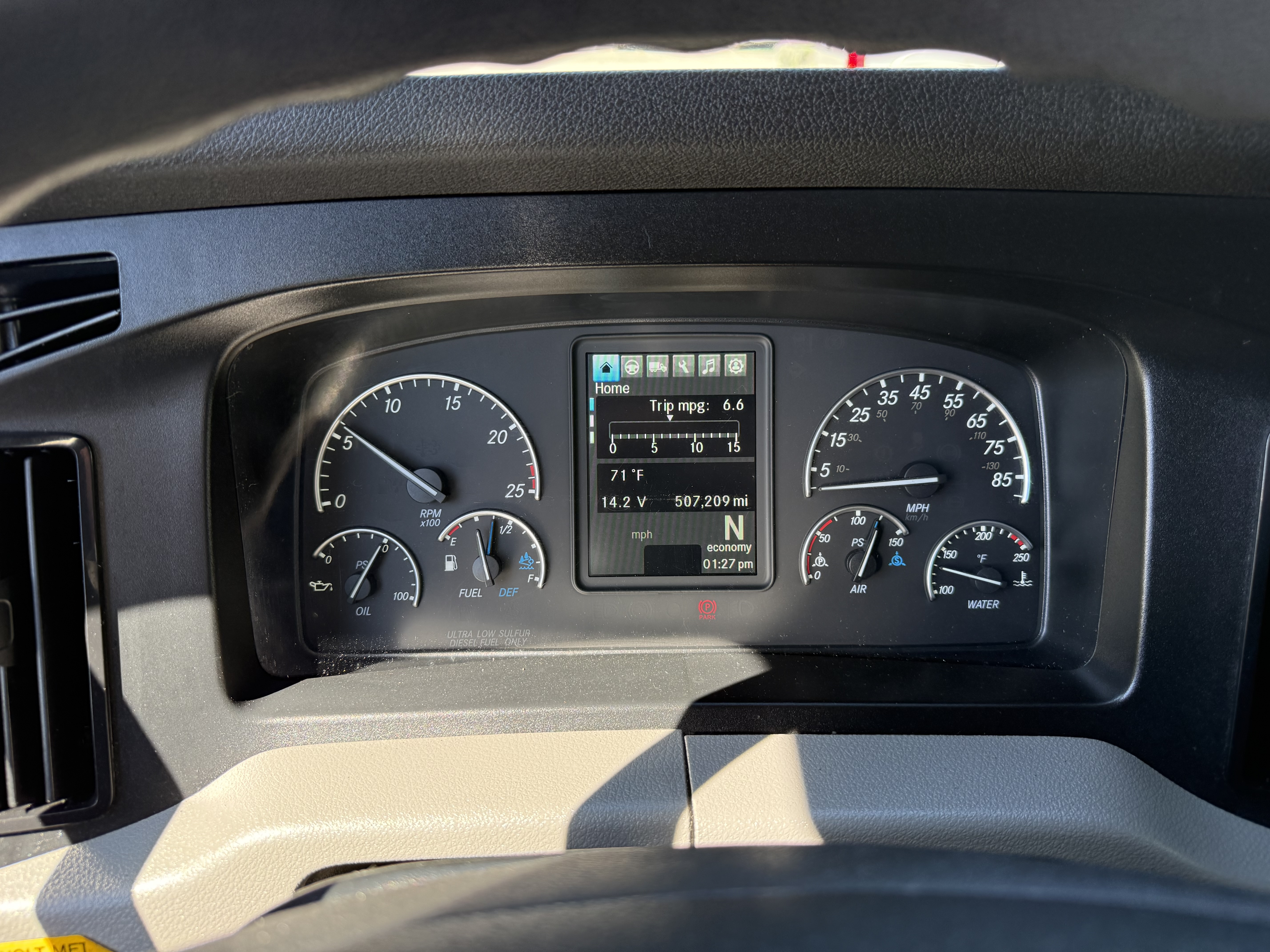 2020 FREIGHTLINER CASCADIA 126SLP — photo 14