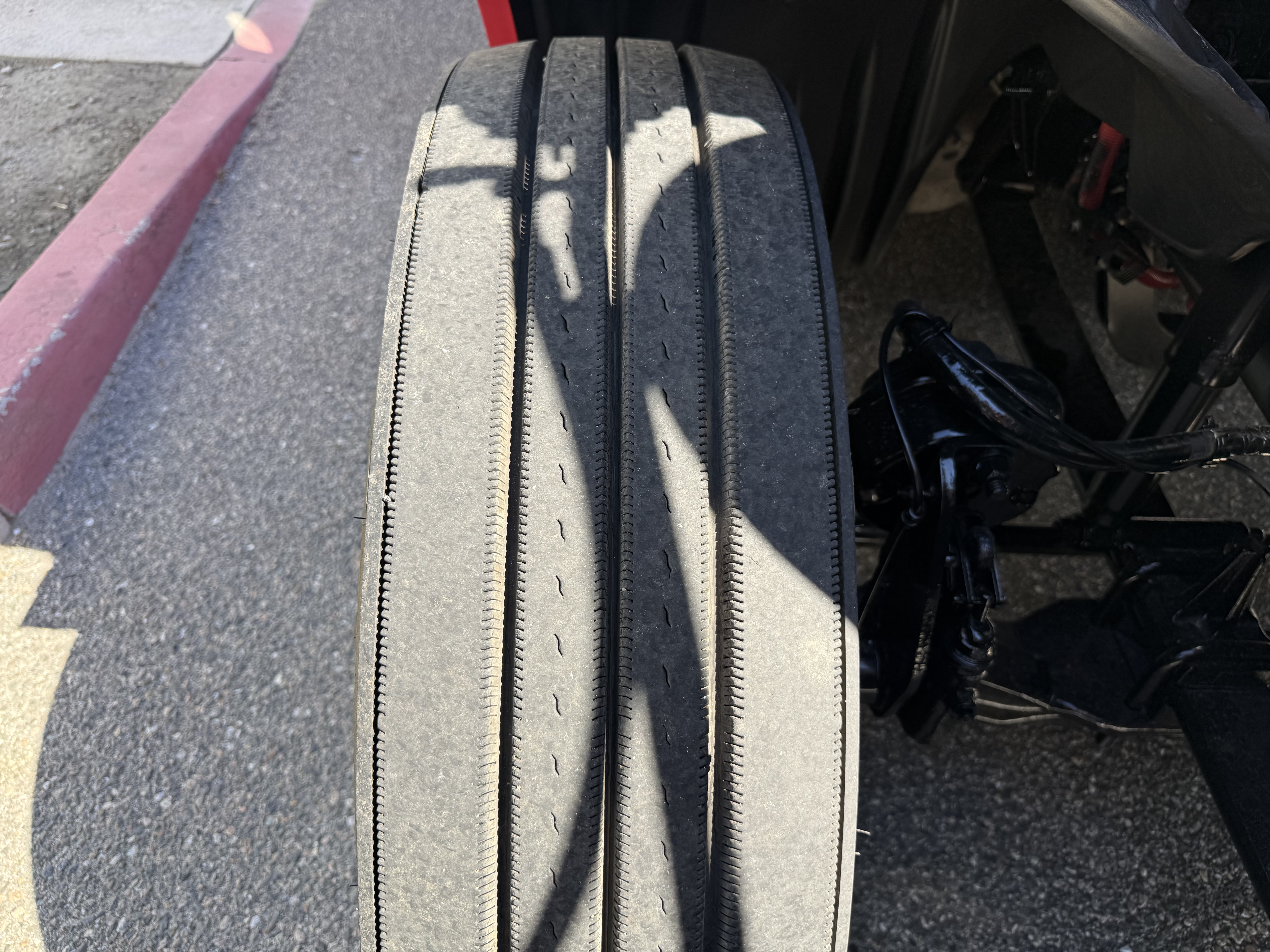 2020 FREIGHTLINER CASCADIA 126SLP - image 12