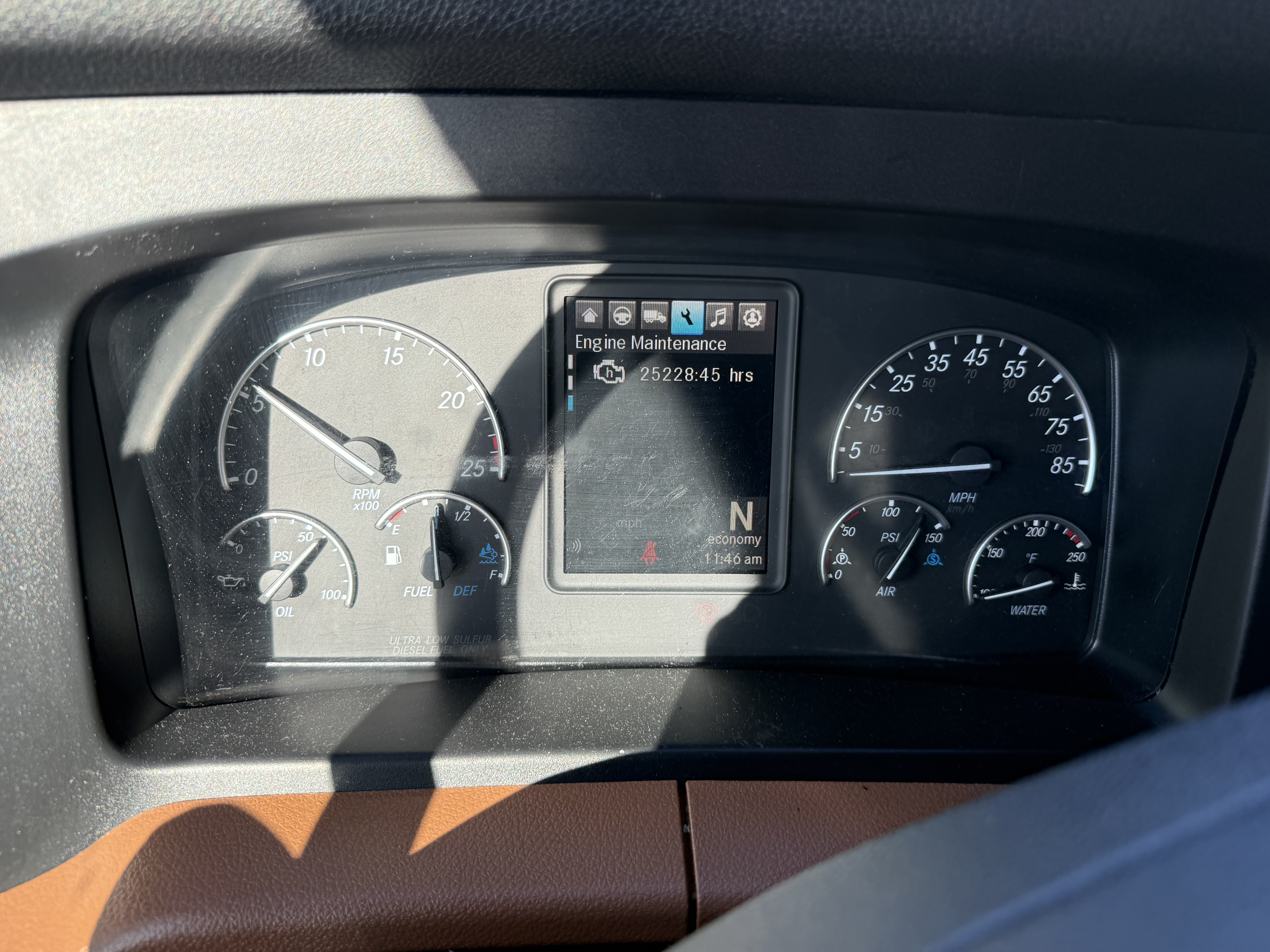 2021 FREIGHTLINER CASCADIA 126SLP - image 15